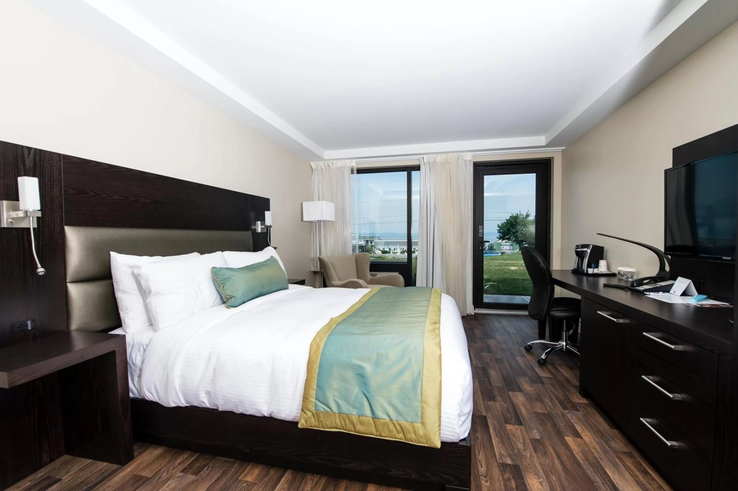 Photo of the whole room, Bed in Hotel Levesque