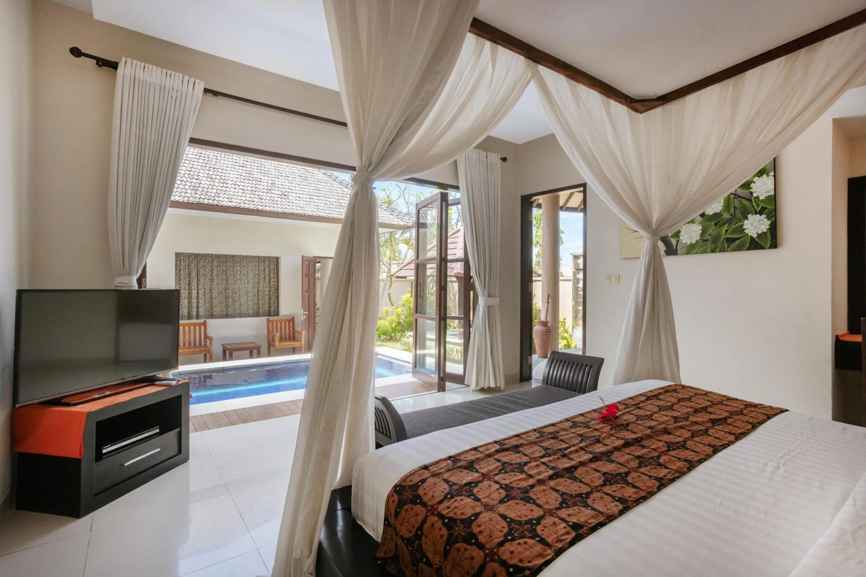 Bed in The Bidadari Villas and Spa Umalas - Seminyak