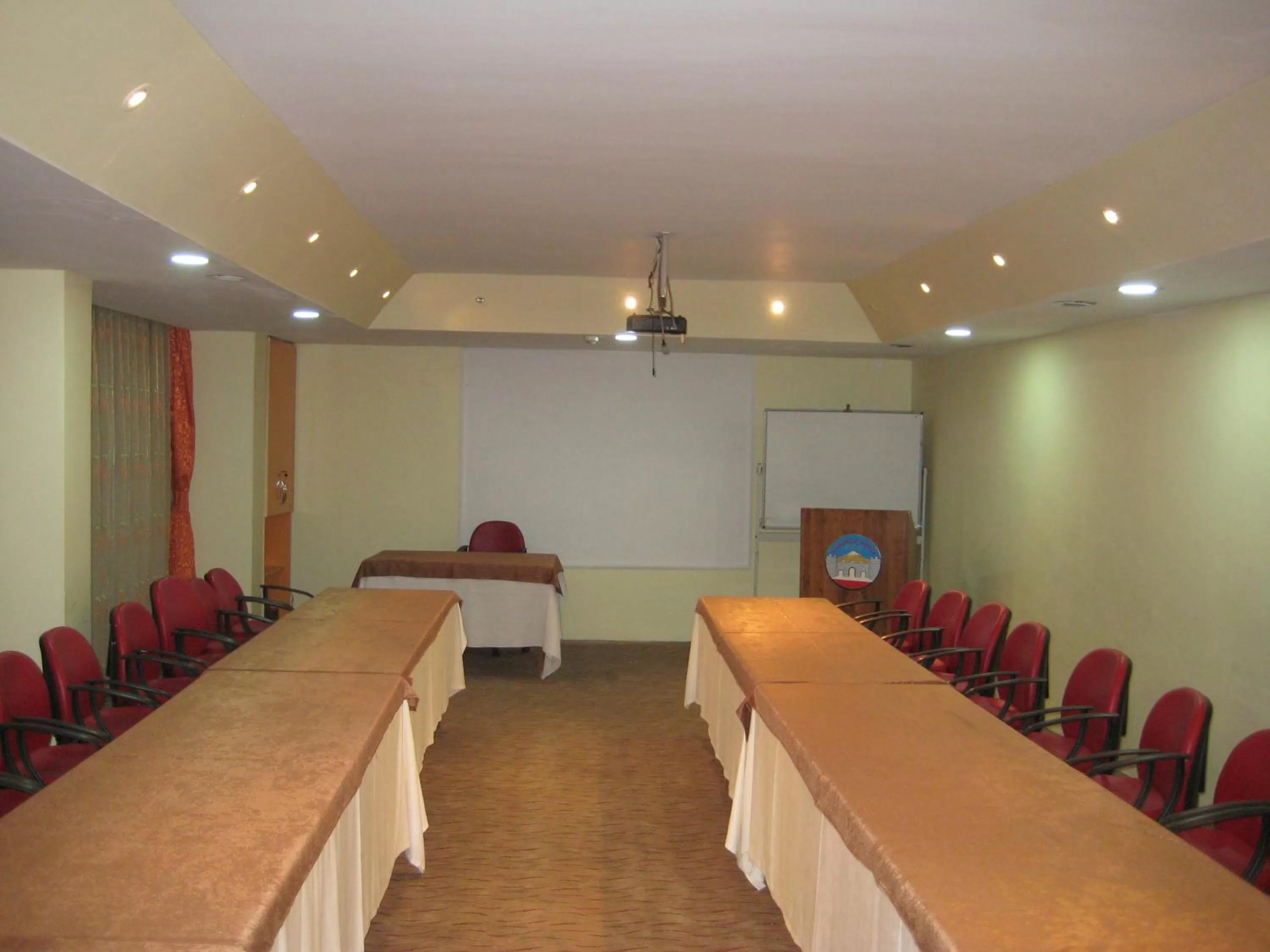 Business facilities, Business Area/Conference Room in Miroglu Hotel