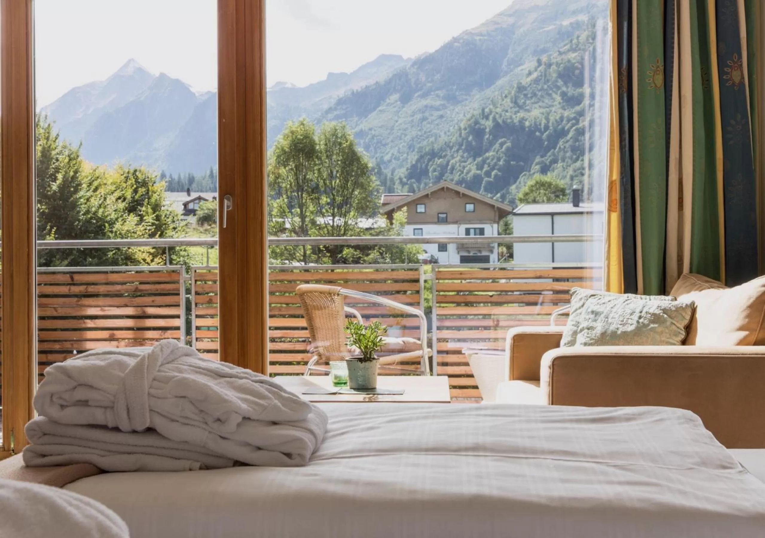 Mountain view in ACTIVE by Leitner's