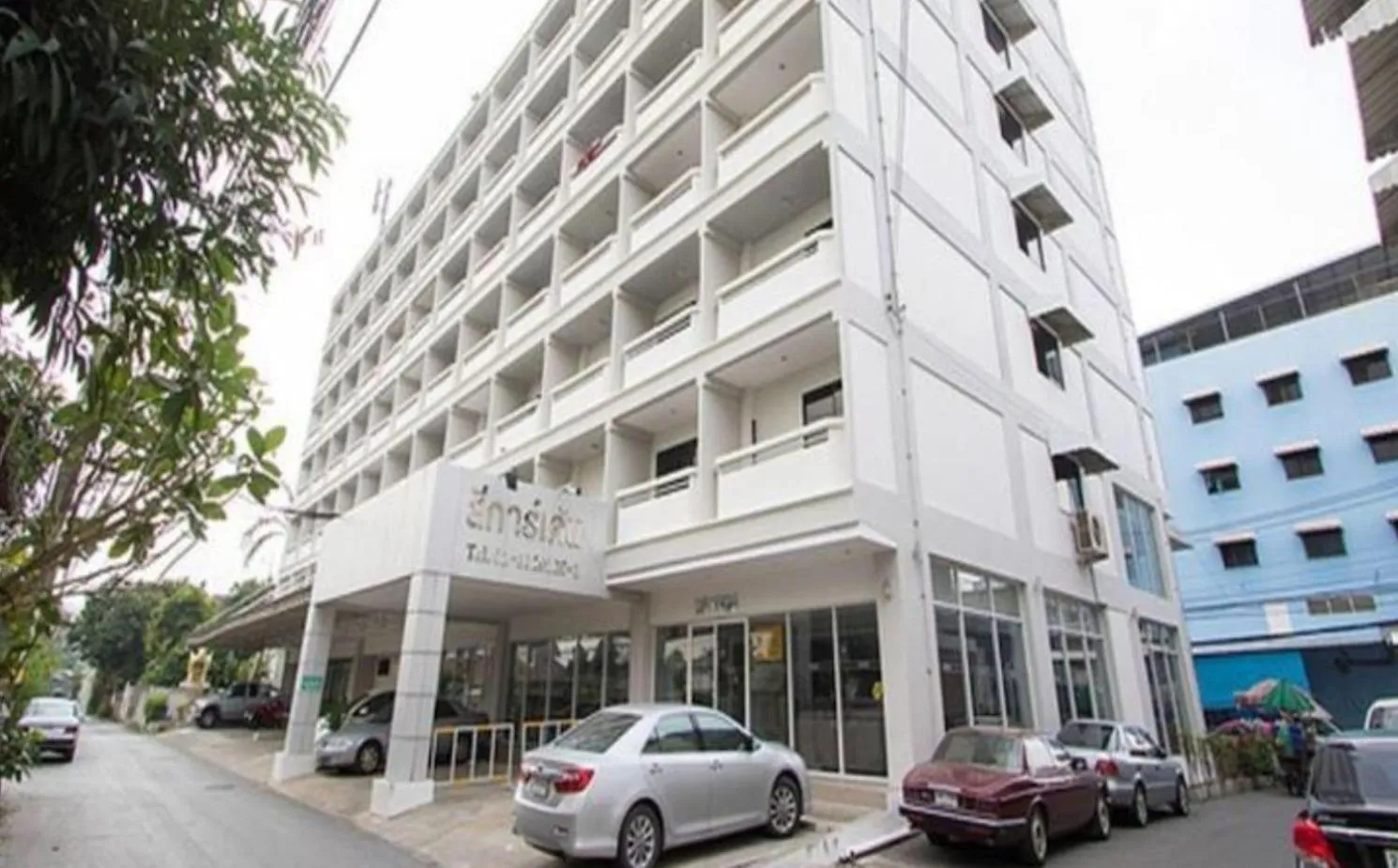 Property building in Lee Garden Bangkok