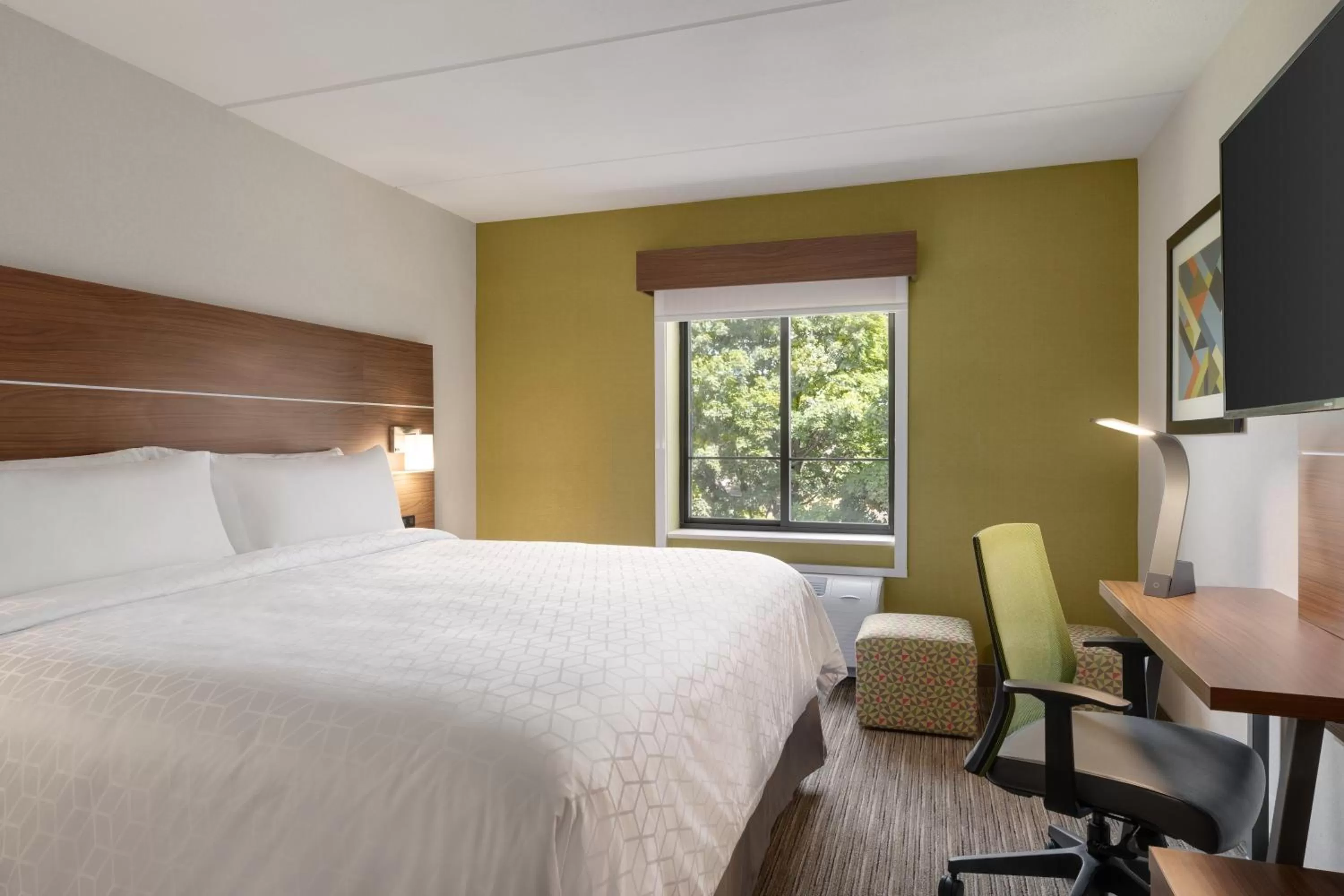 Photo of the whole room, Bed in Holiday Inn Express - Plattsburgh by IHG