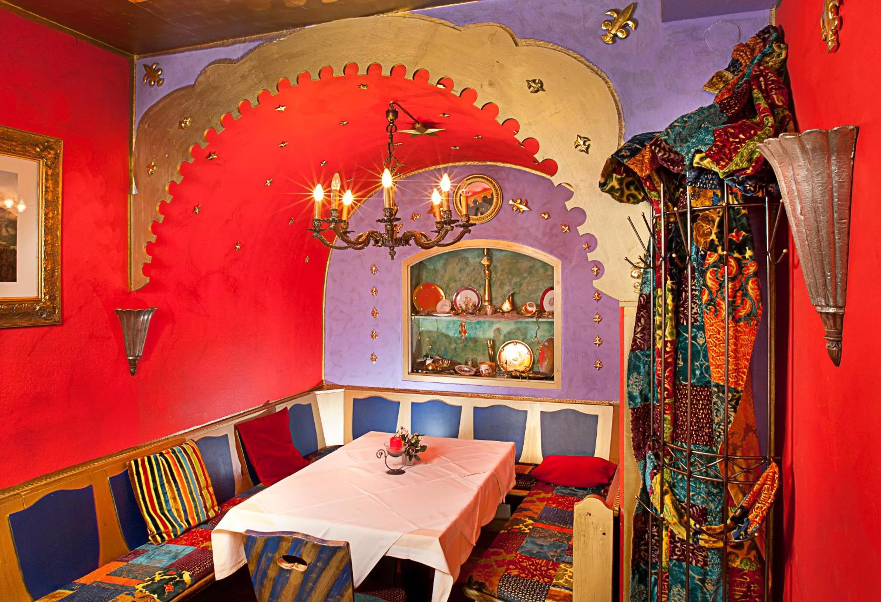 Restaurant/places to eat in Altstadthotel "Zum Hechten"