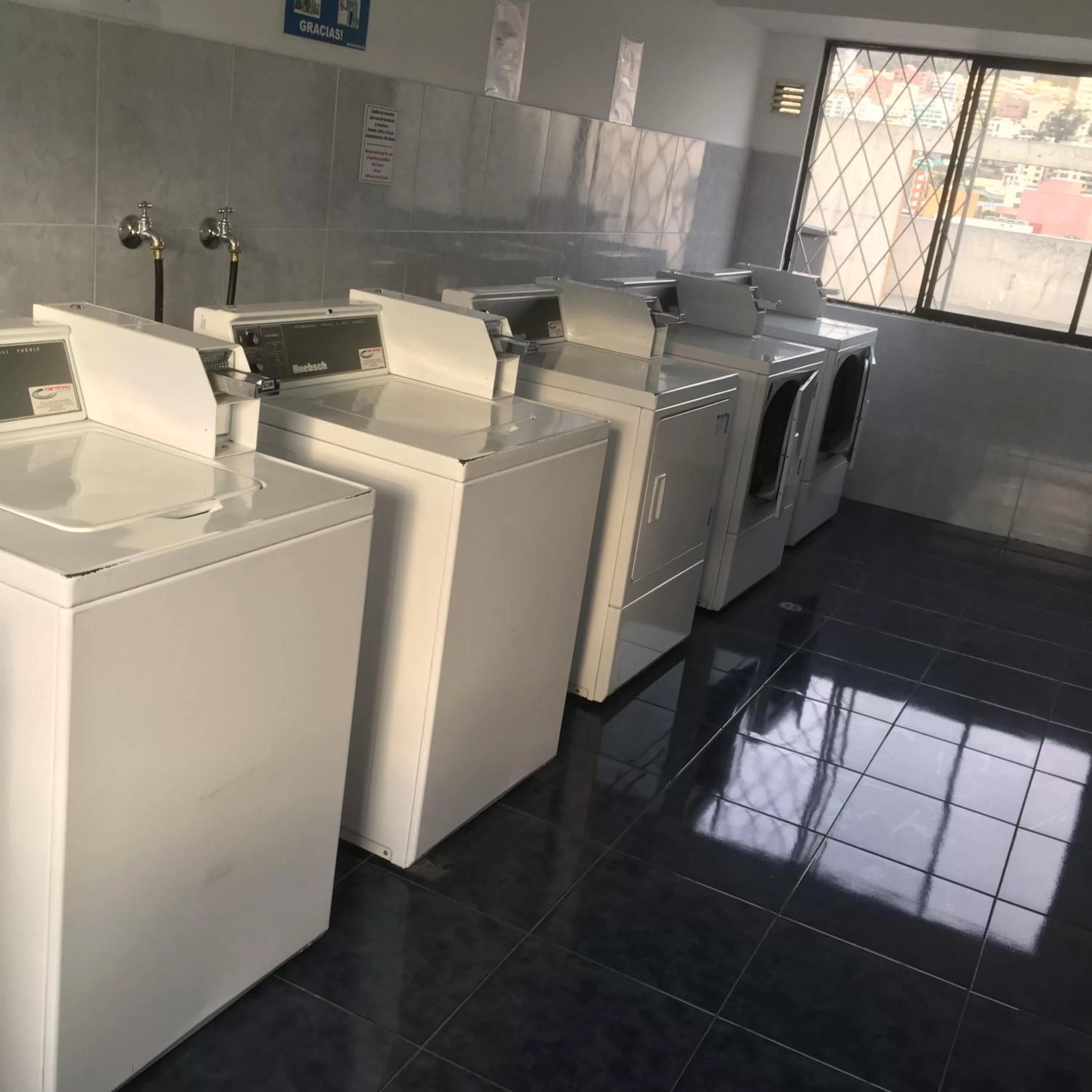 Area and facilities, Kitchen/Kitchenette in Suites Parque Real