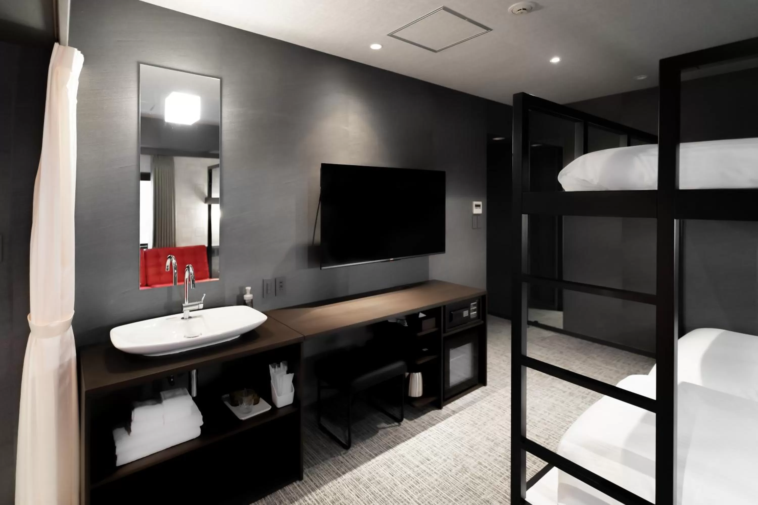 TV and multimedia, Bed in EN HOTEL Hakata