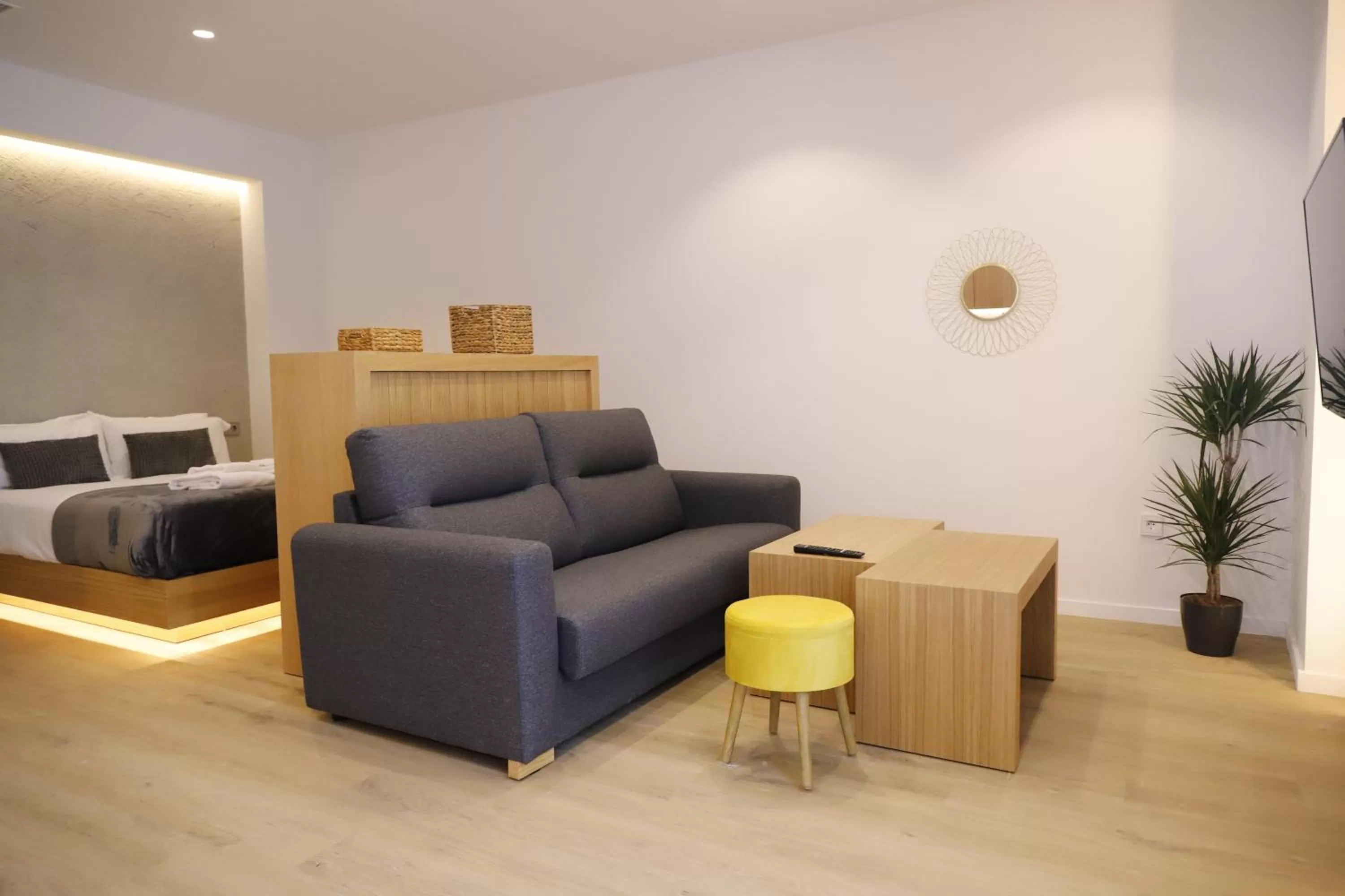 Living room in MEDINA HOMES PUENTE ROMANO