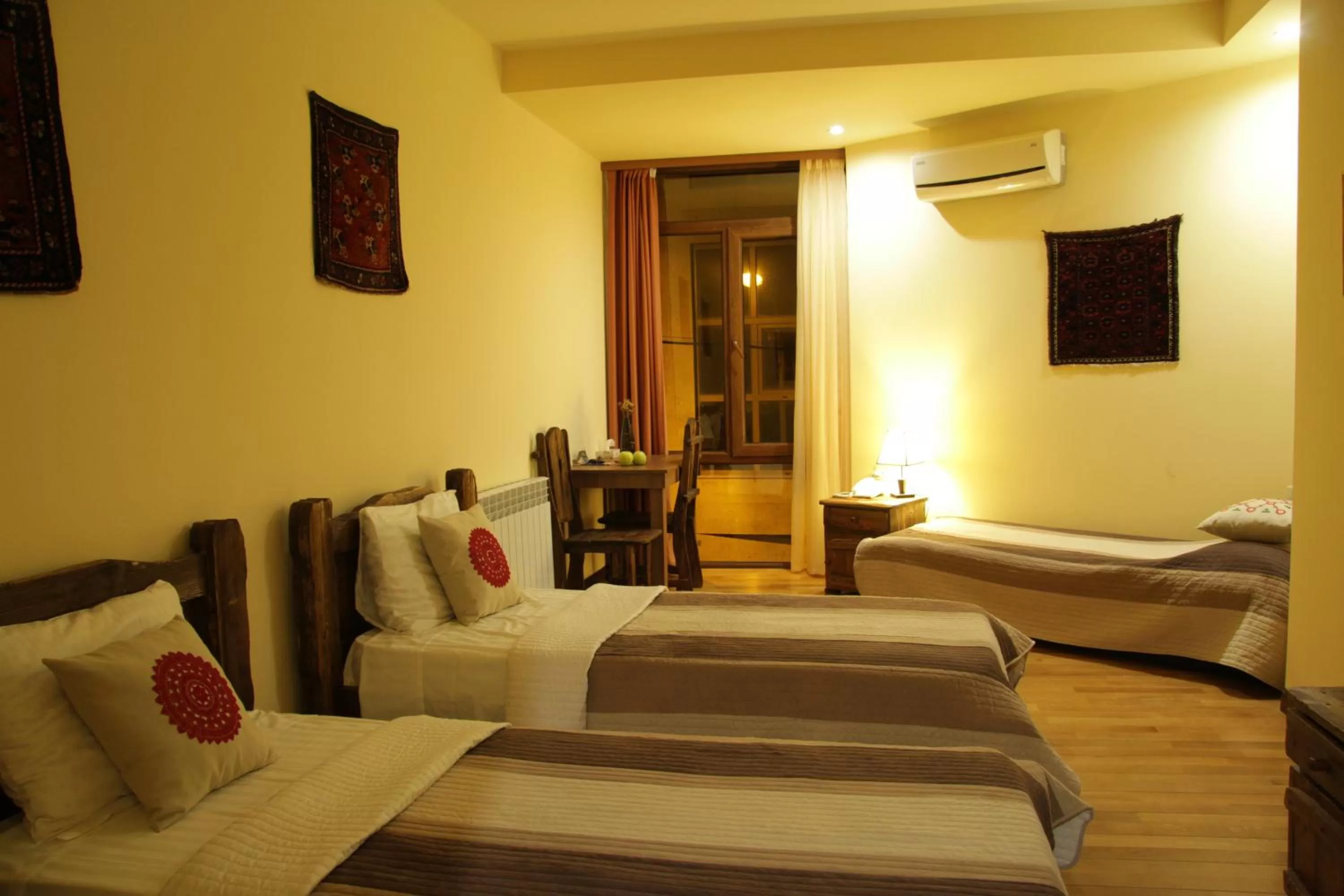 Bedroom, Bed in Silk Road Hotel