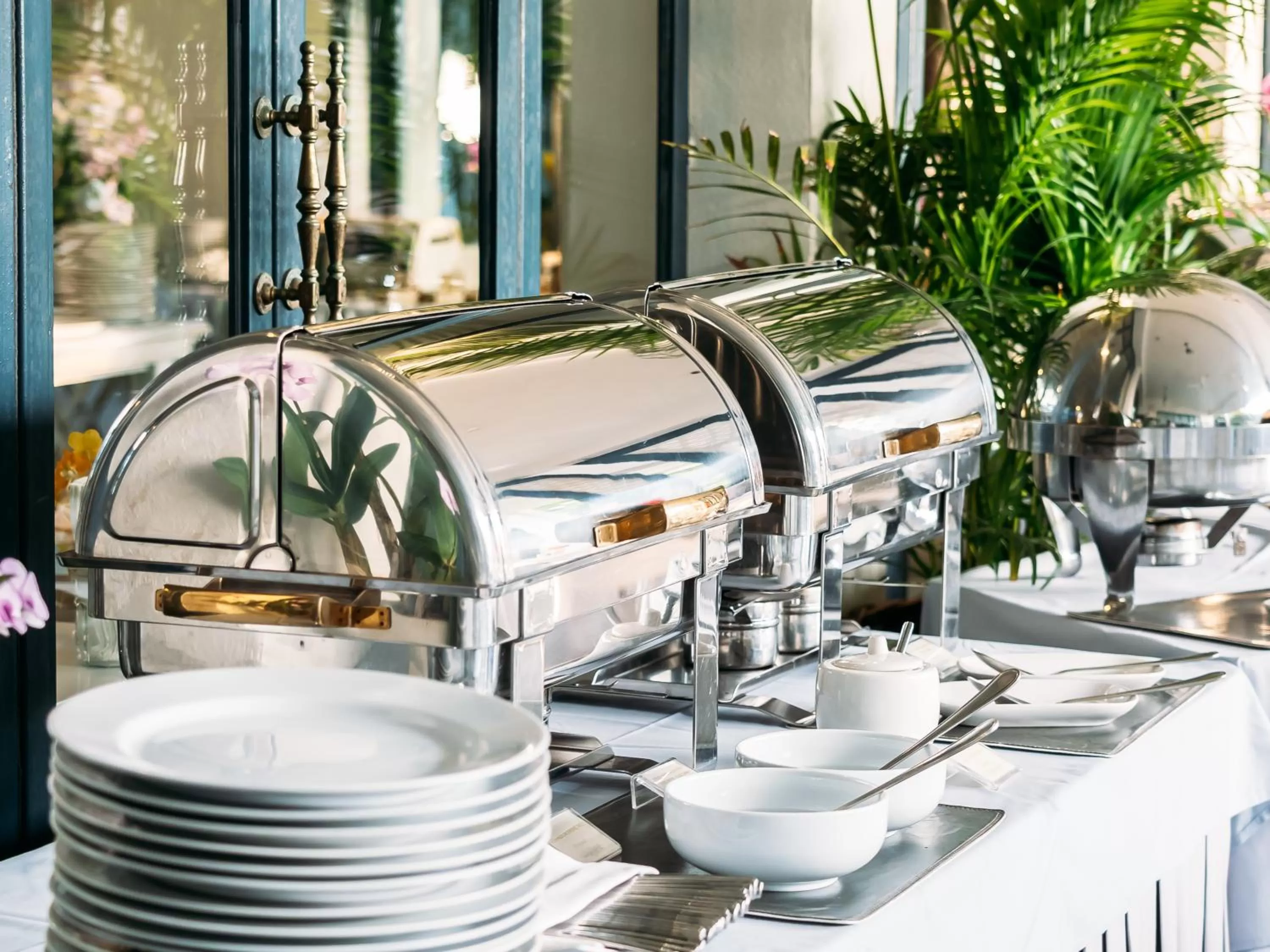 Breakfast in Shamsan Airport Hotel