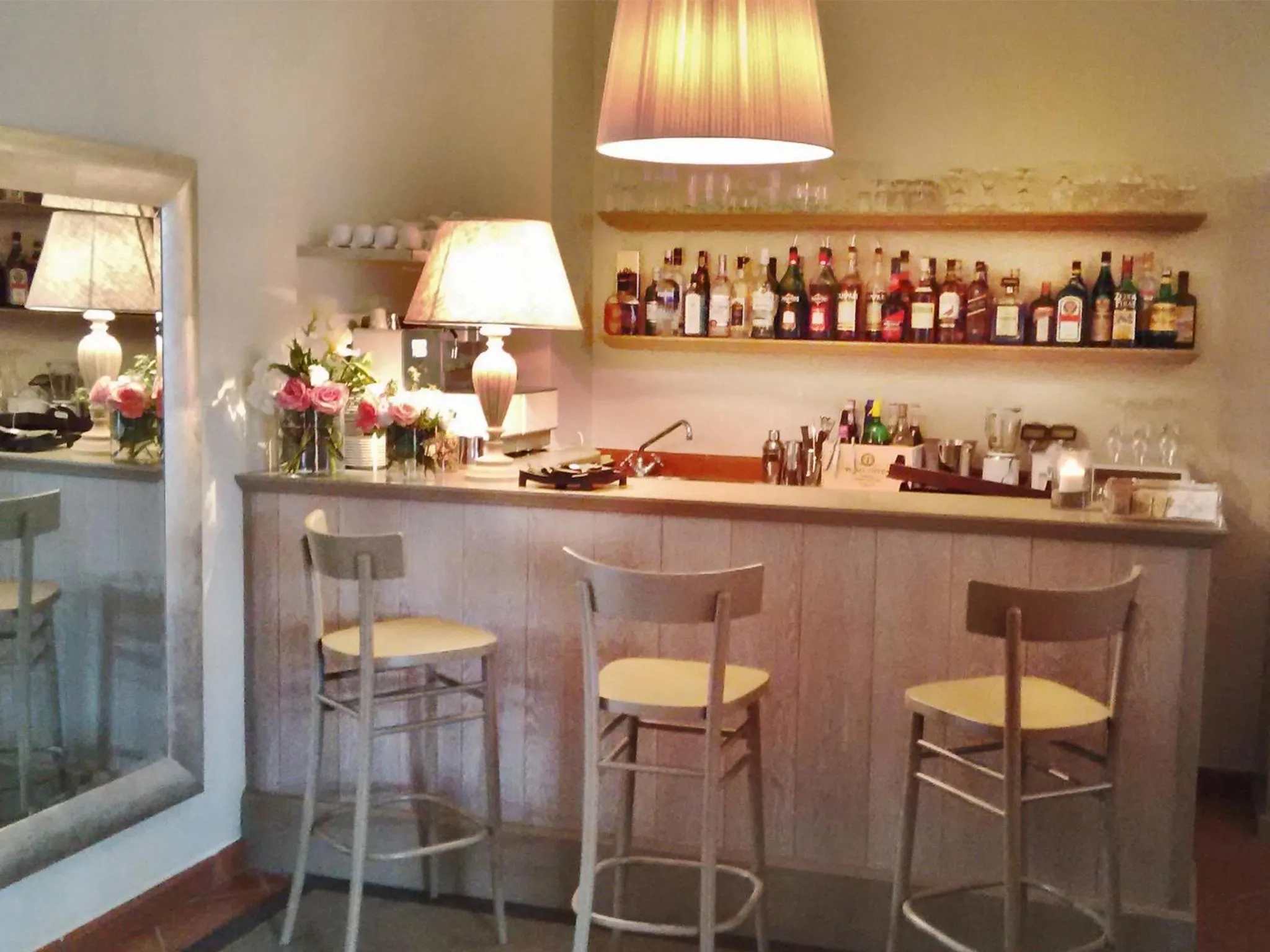 Lounge or bar in Si Montalcino Hotel