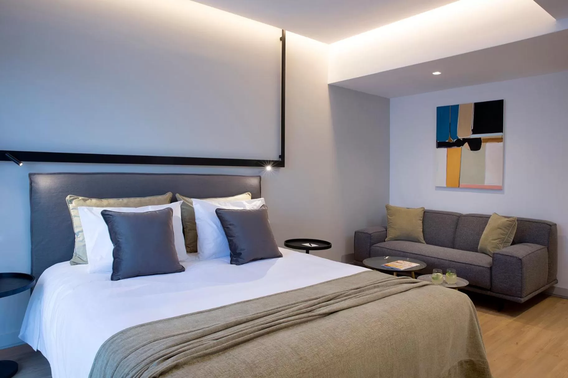 Photo of the whole room, Bed in The Alex Monte Kastella, Santikos Collection