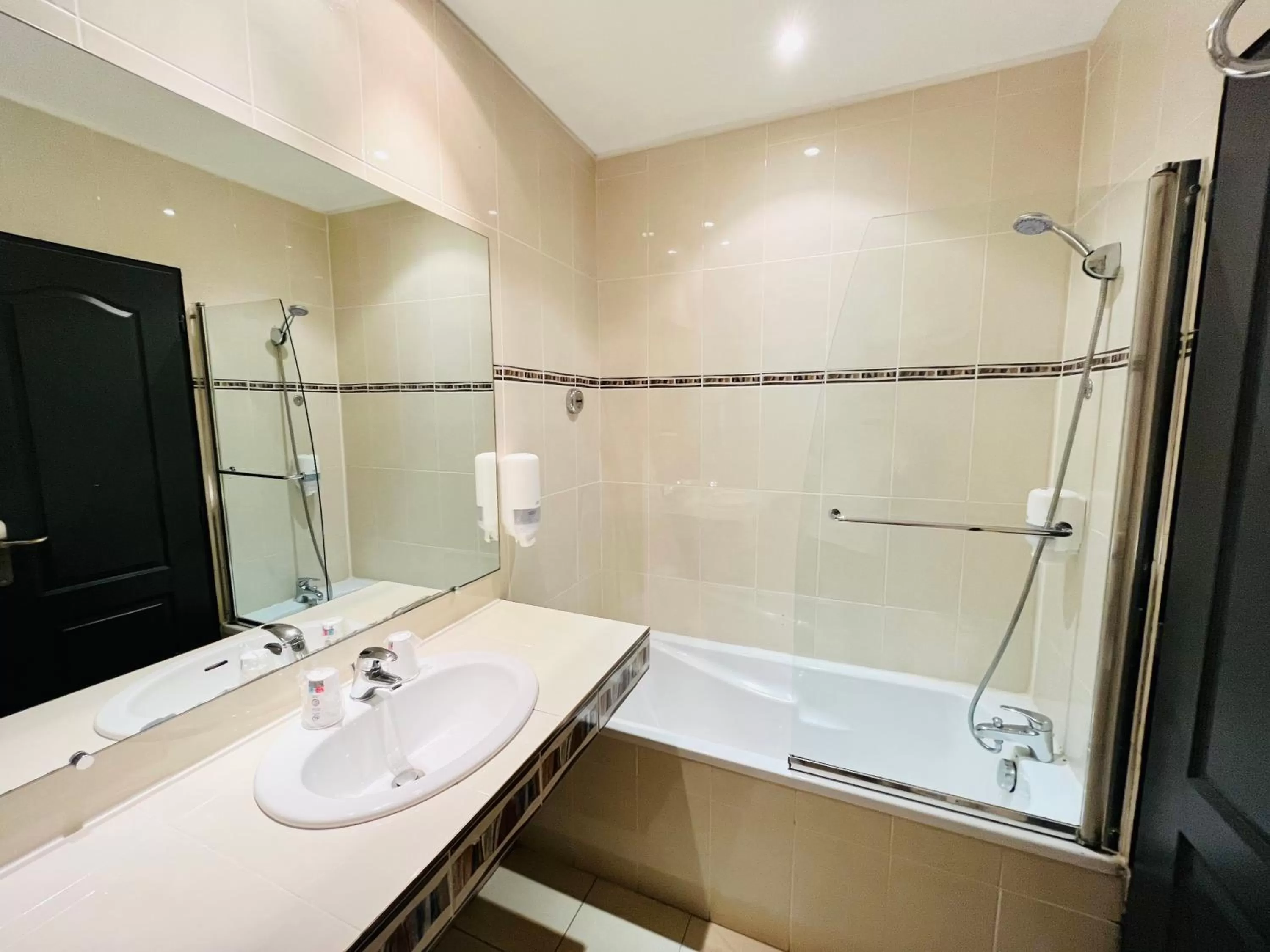 Bathroom in Les Alizes