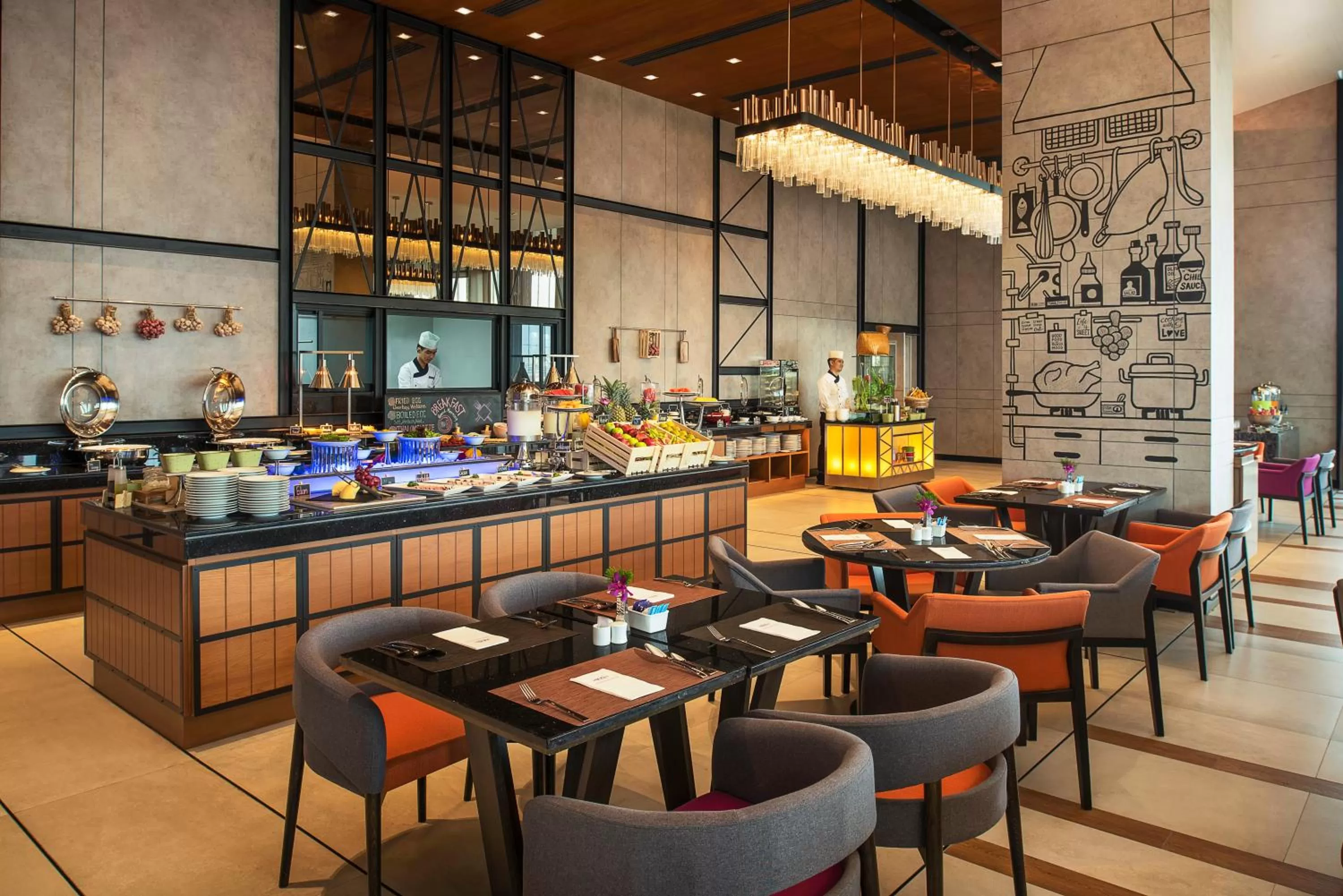 American breakfast in Mercure Bangkok Makkasan