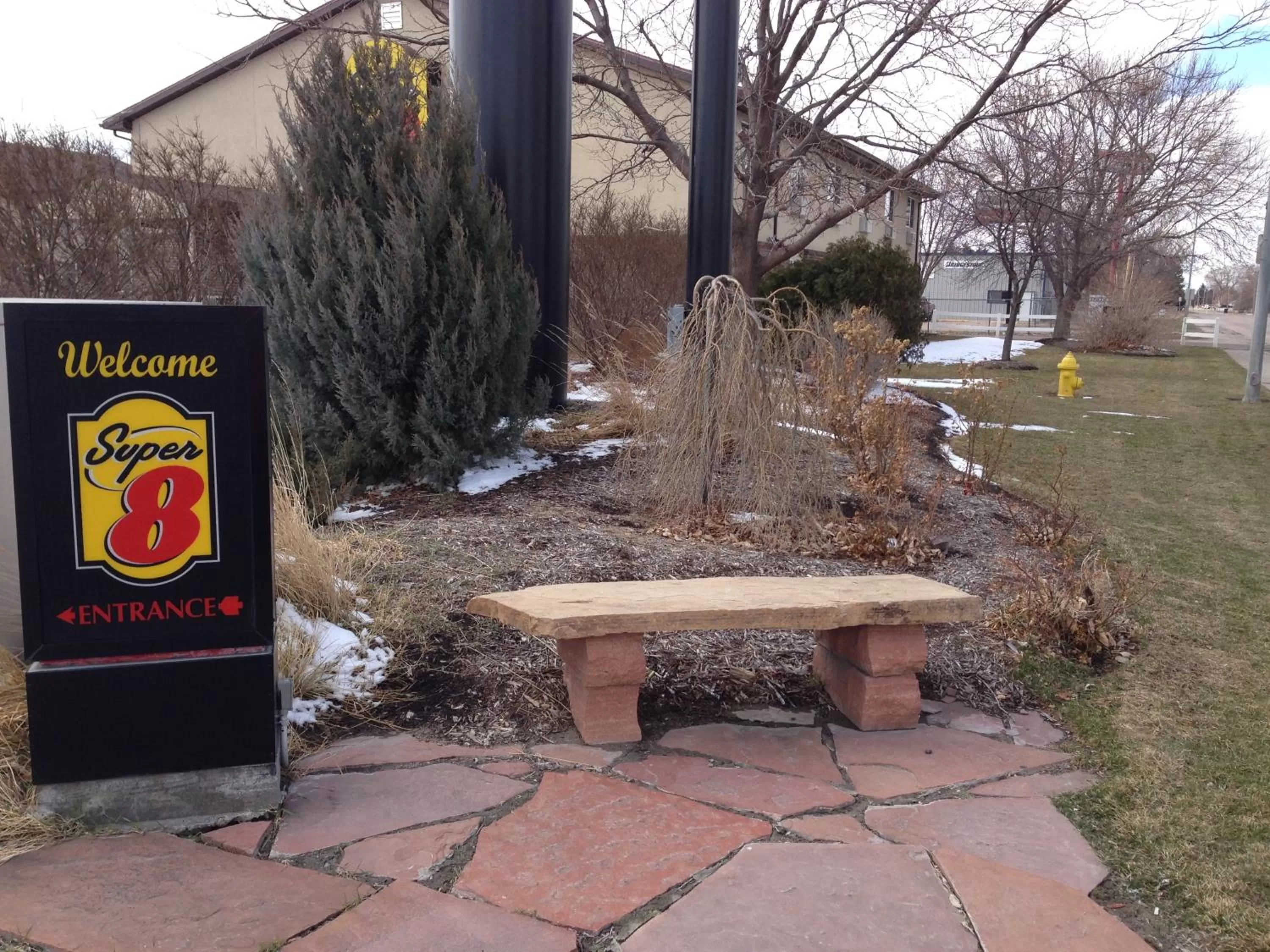 Facade/entrance in Super 8 by Wyndham North Platte