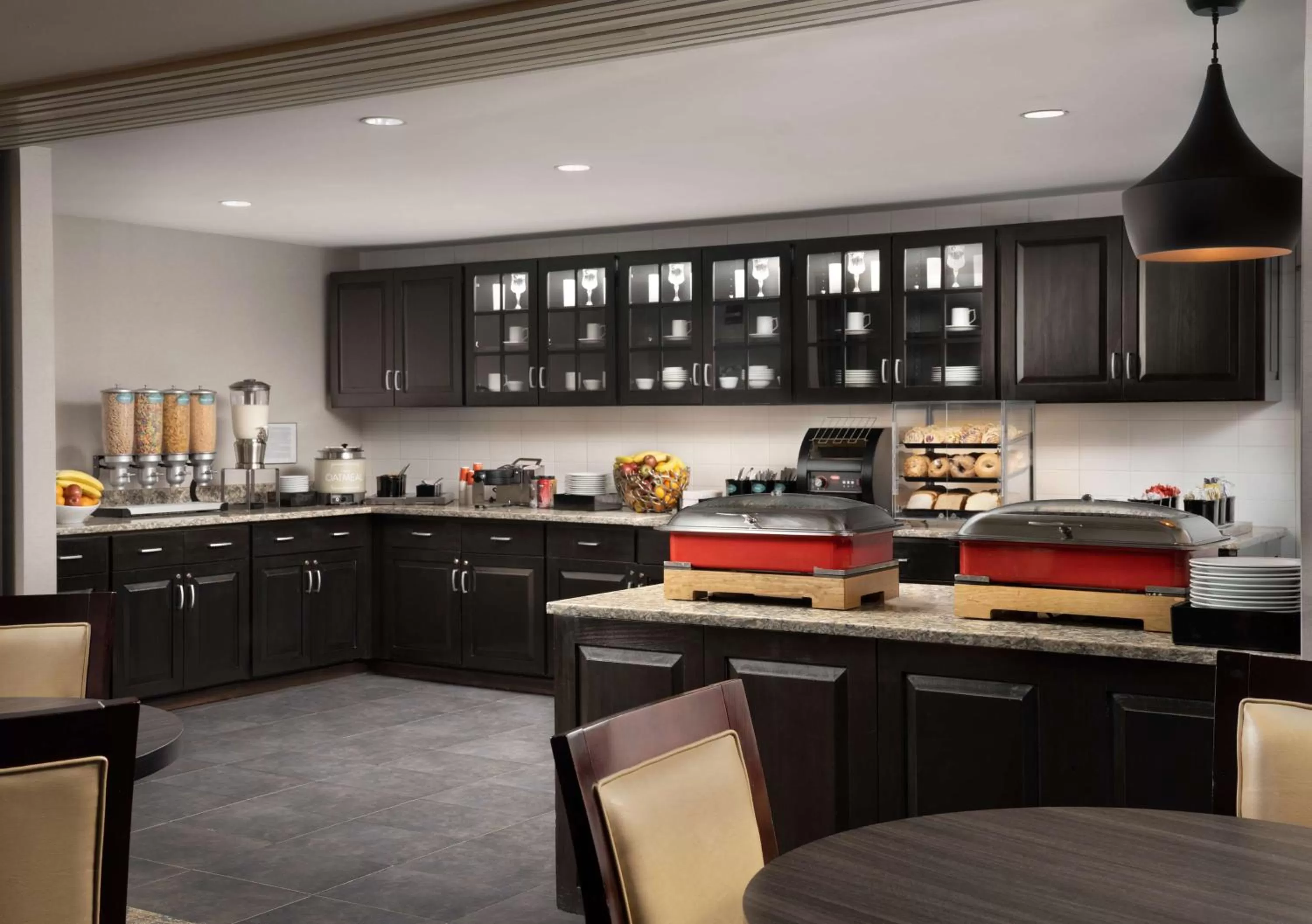 Breakfast in Homewood Suites by Hilton Chicago Downtown - Magnificent Mile