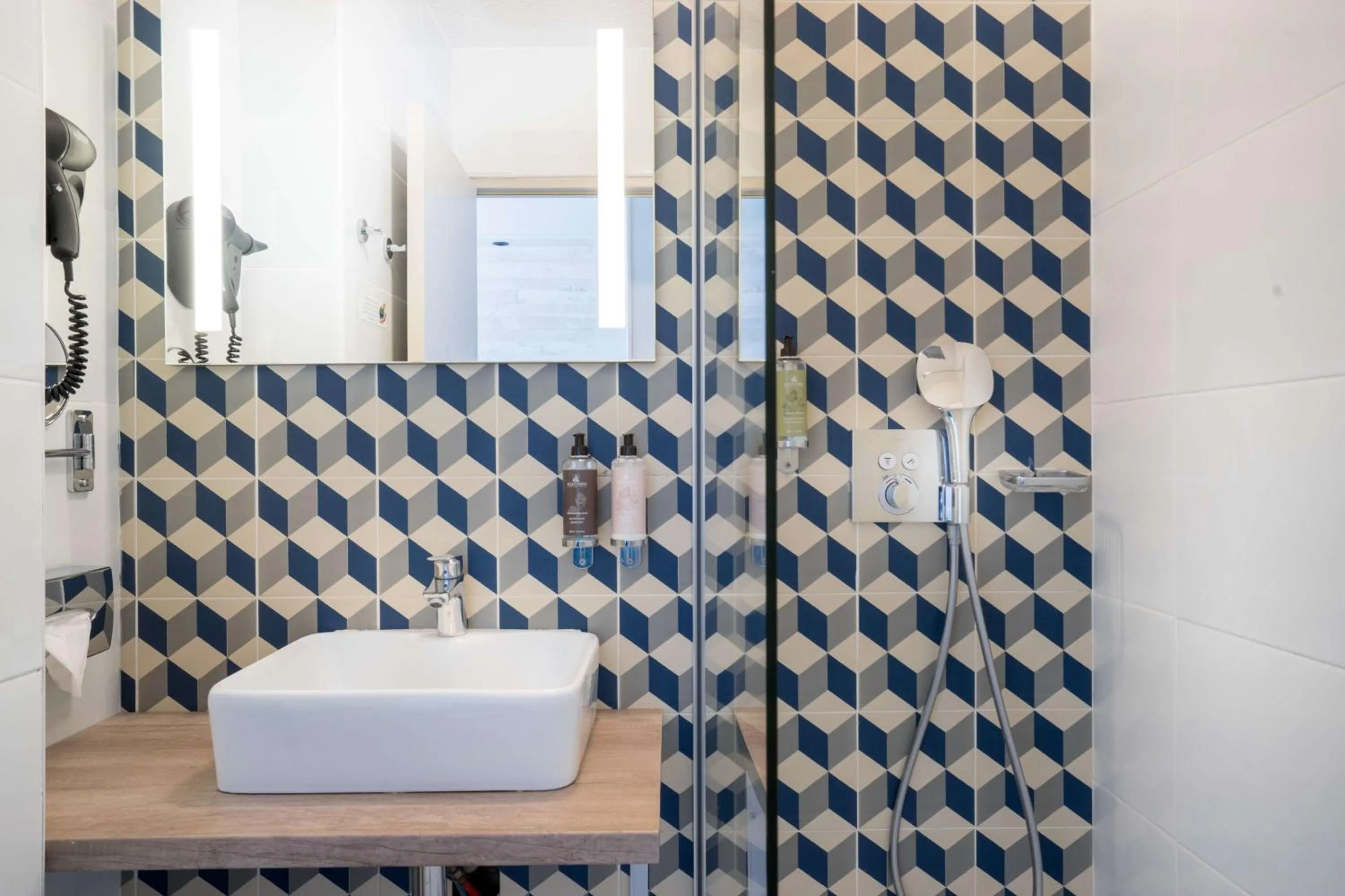 Photo of the whole room in Best Western Plus Hotel Canet-Plage