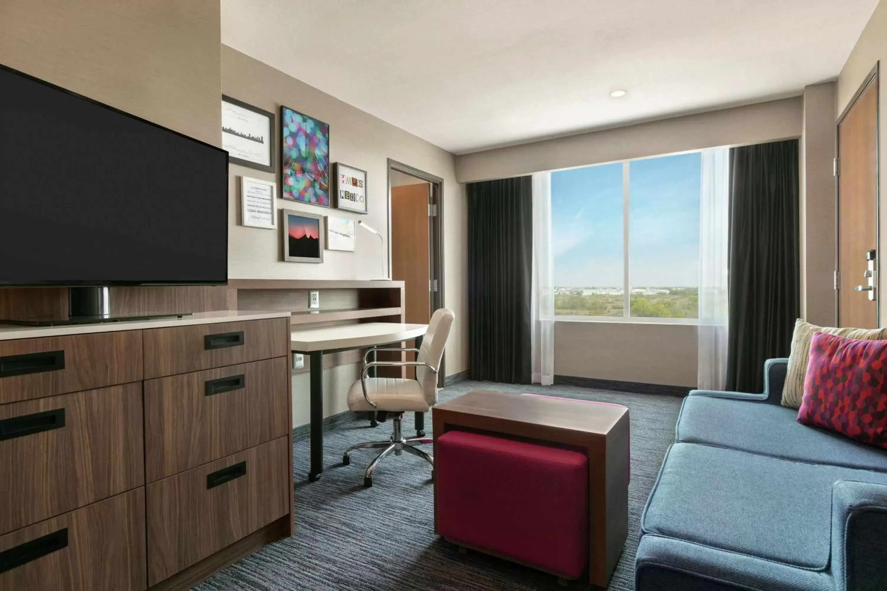 One-Bedroom King Suite - Non-Smoking in Homewood Suites By Hilton Monterrey Apodaca One-Bedroom King Suite - Non-Smoking in Homewood Suites By Hilton Monterrey Apodaca