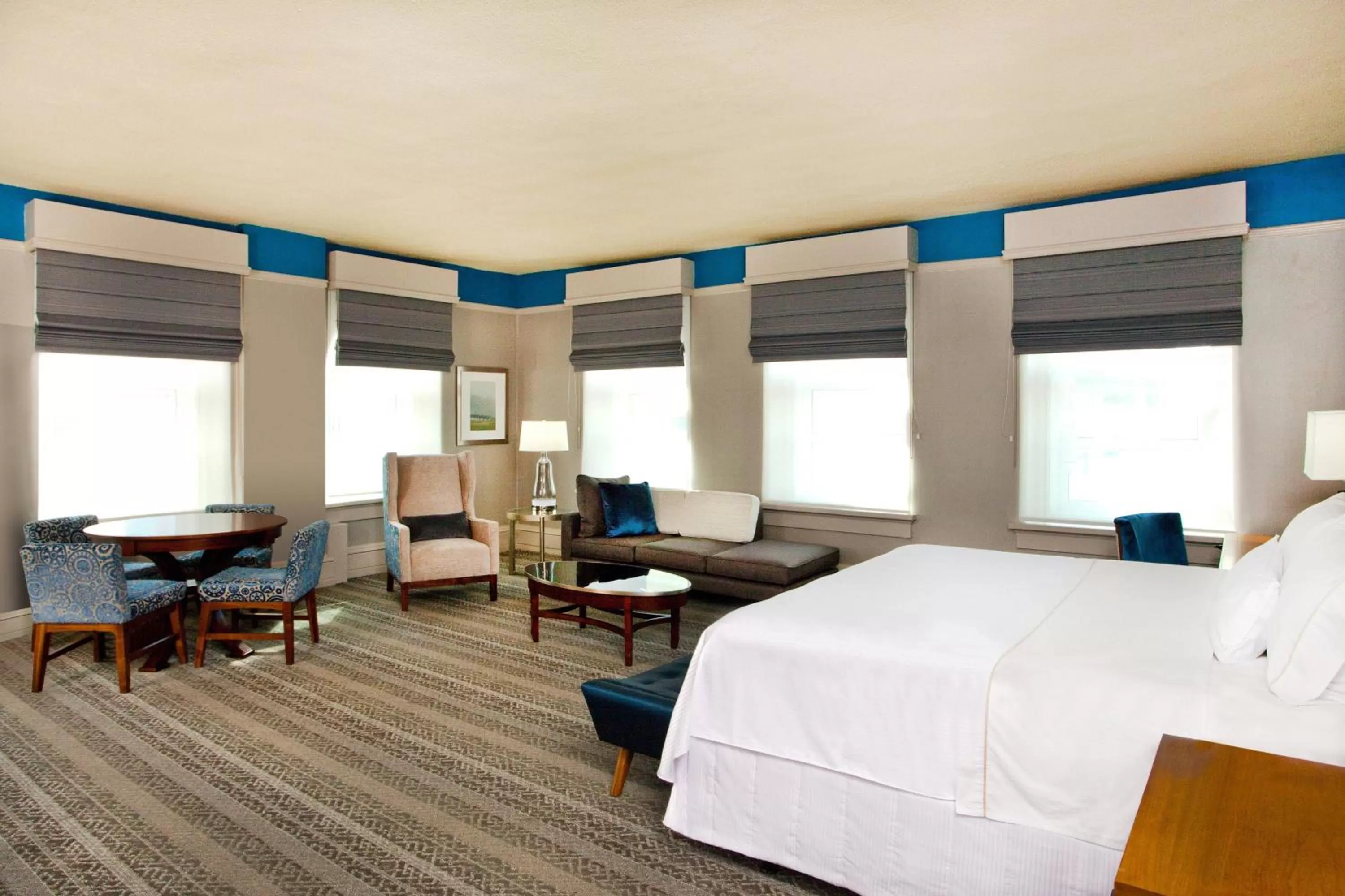 Photo of the whole room, Bed in The Westin Great Southern Columbus