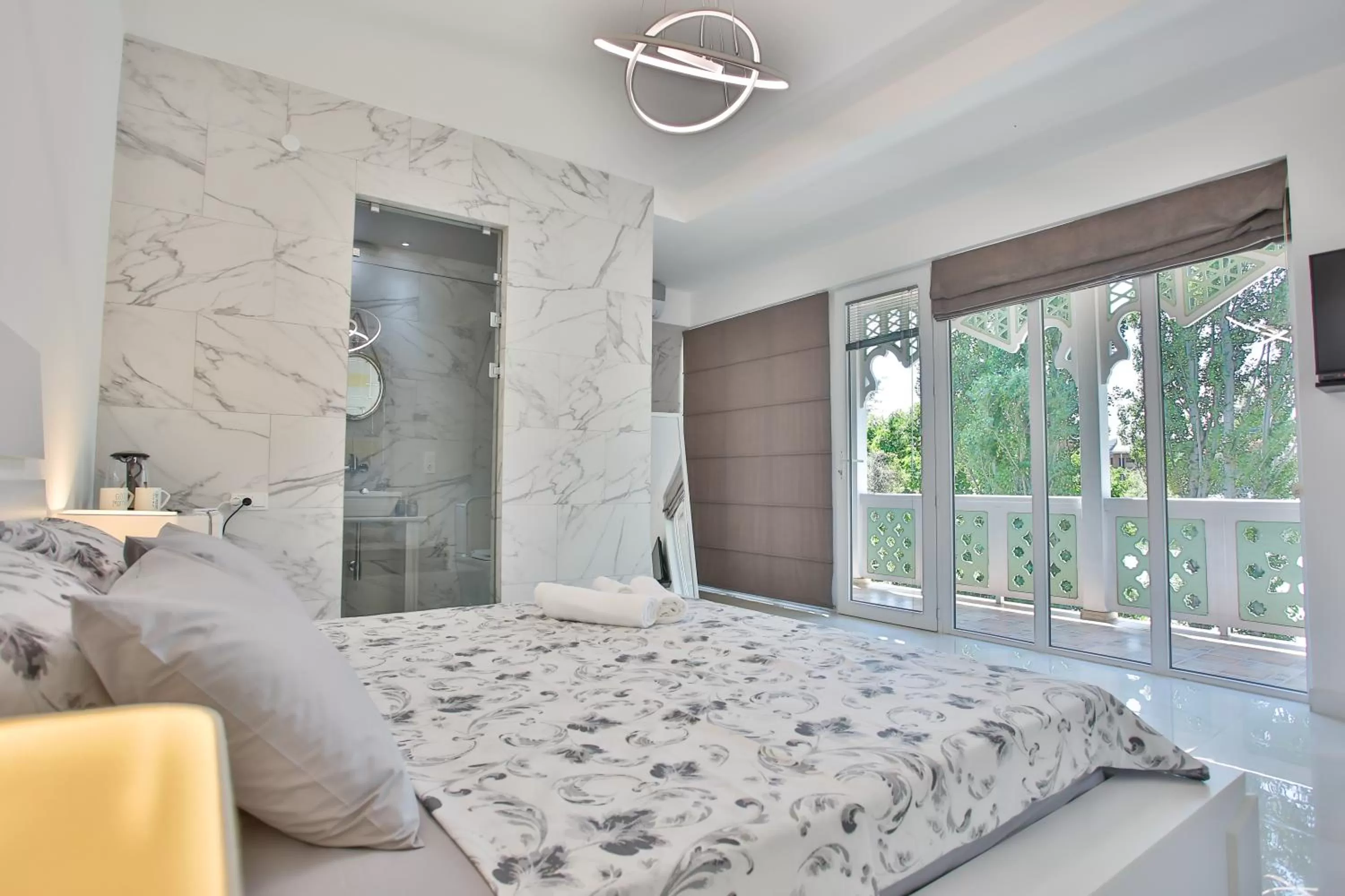 Bed in Hotel Paradise Road