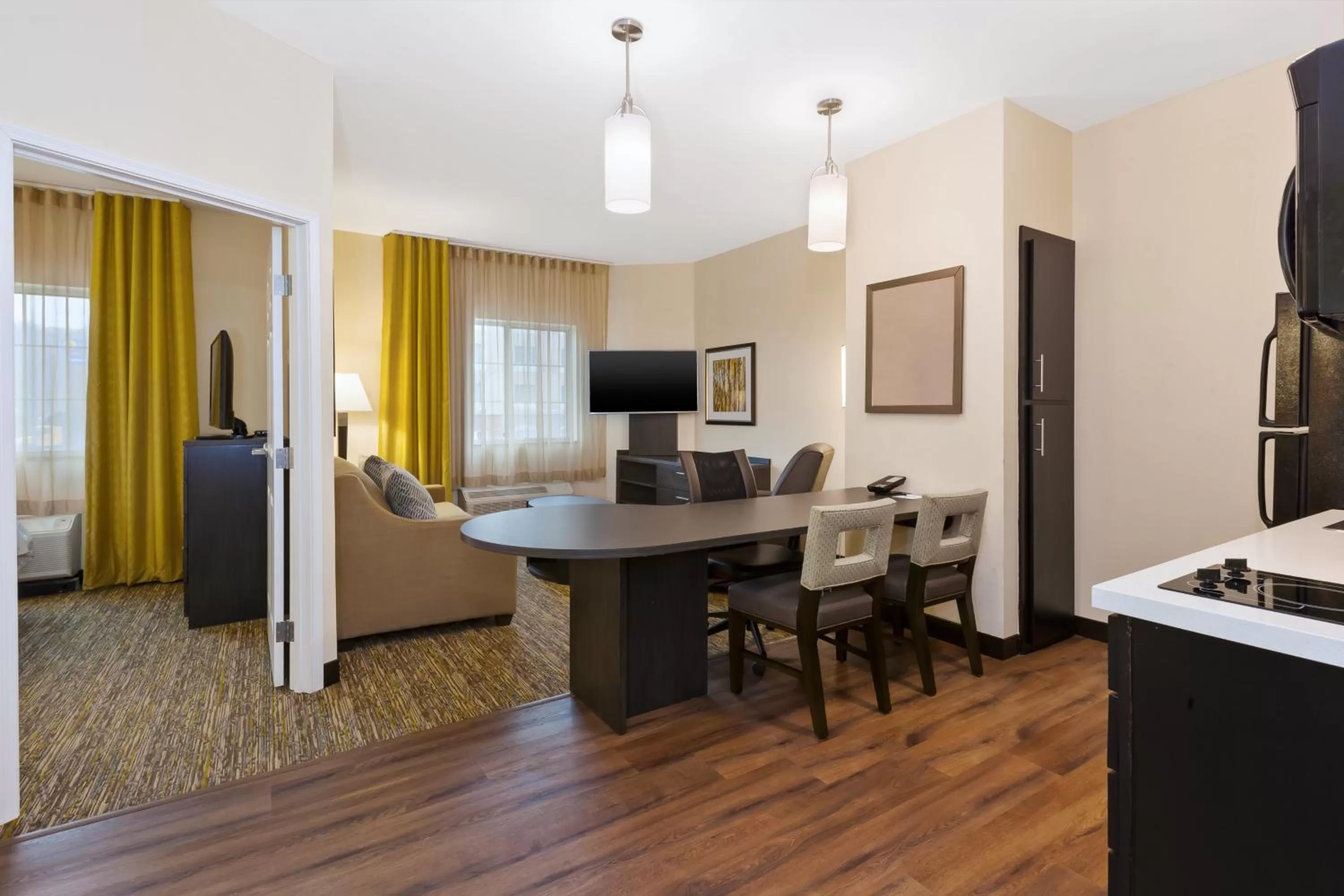 Photo of the whole room in Candlewood Suites Washington North by IHG