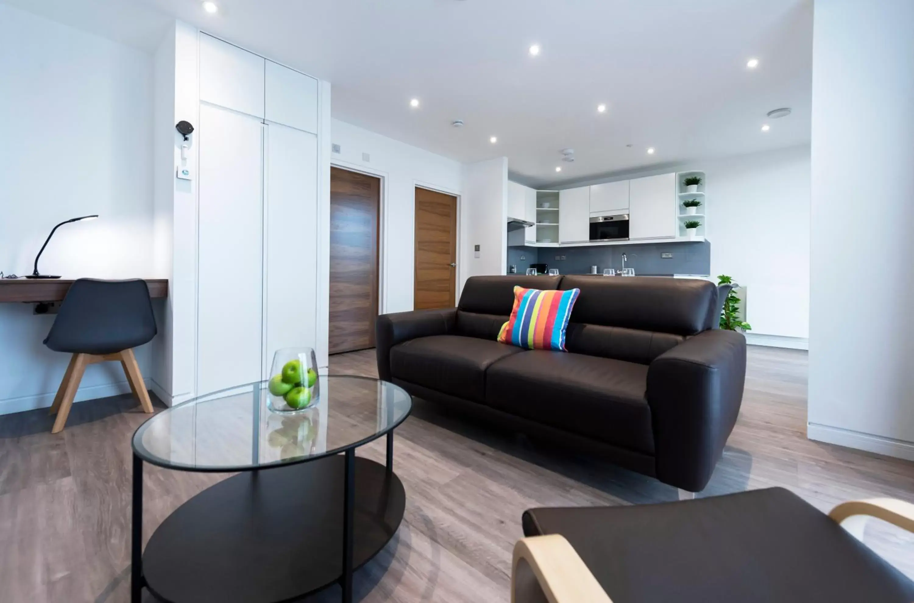 Apartment - Ground Floor Wheelchair accessible Walk in wet room in Apartrooms Aberdeen Apartment - Ground Floor Wheelchair accessible Walk in wet room in Apartrooms Aberdeen