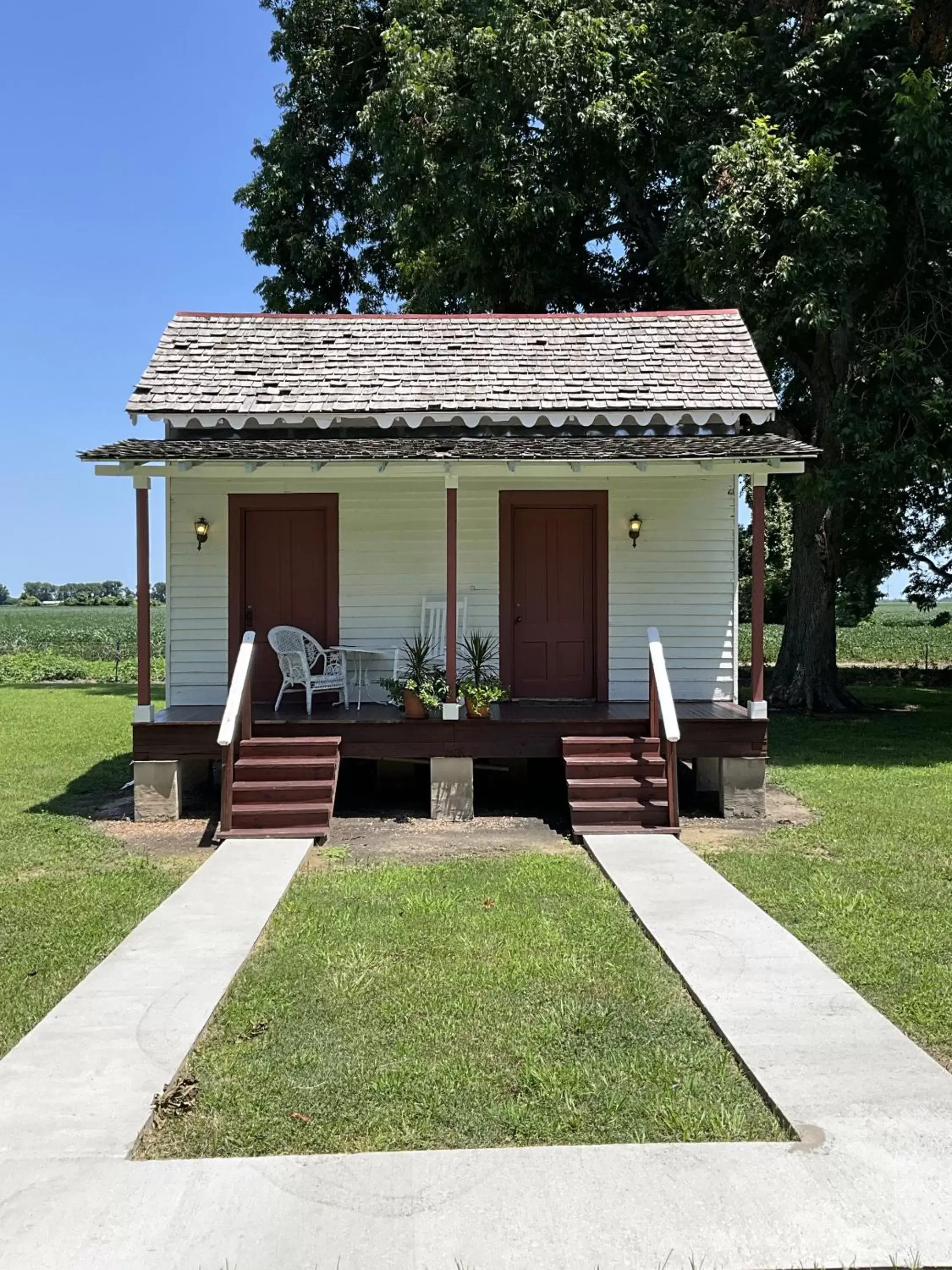 Cottage with Garden View in The Belmont 1857 Cottage with Garden View in The Belmont 1857