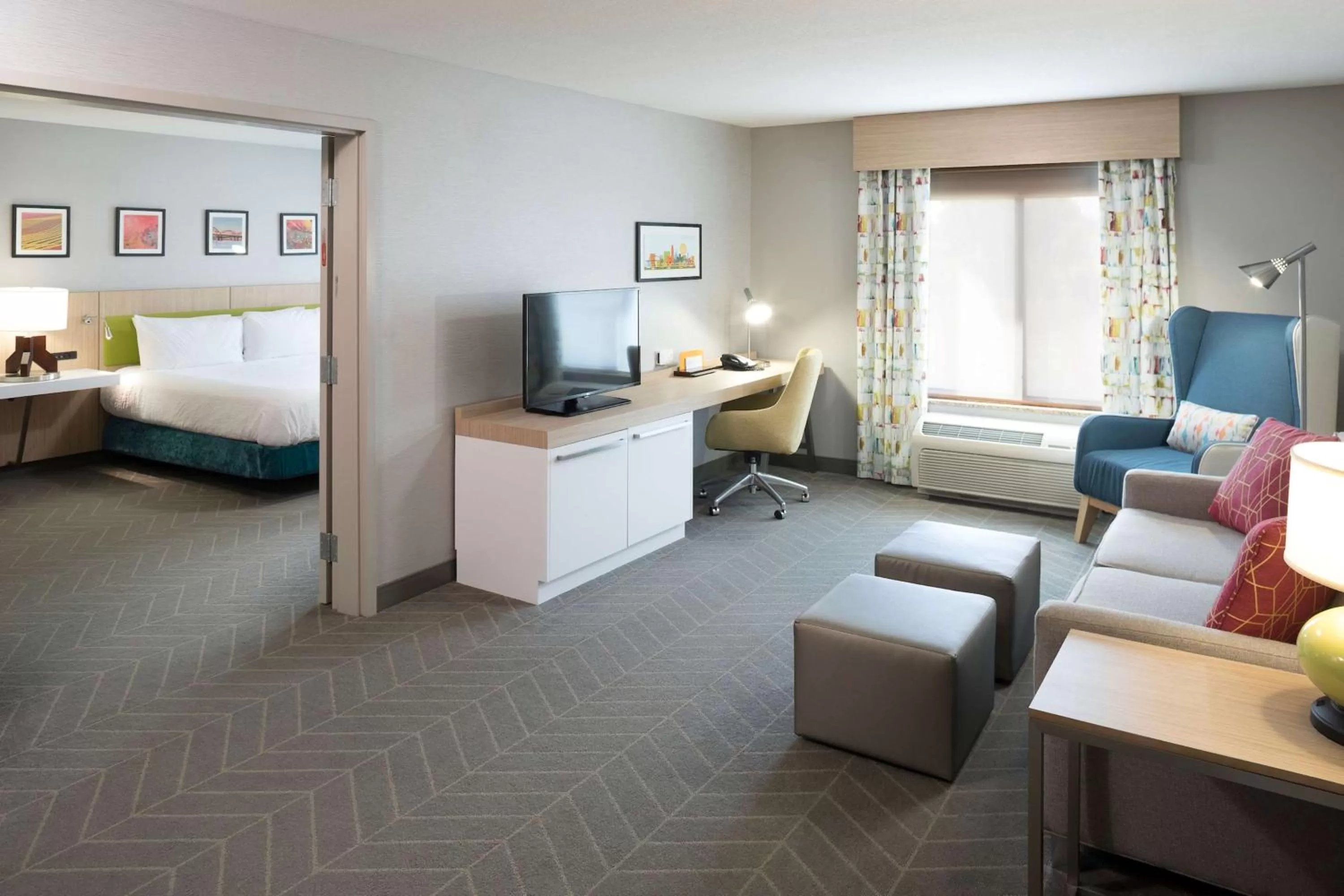 Bedroom, Bed in Hilton Garden Inn Sioux City Riverfront