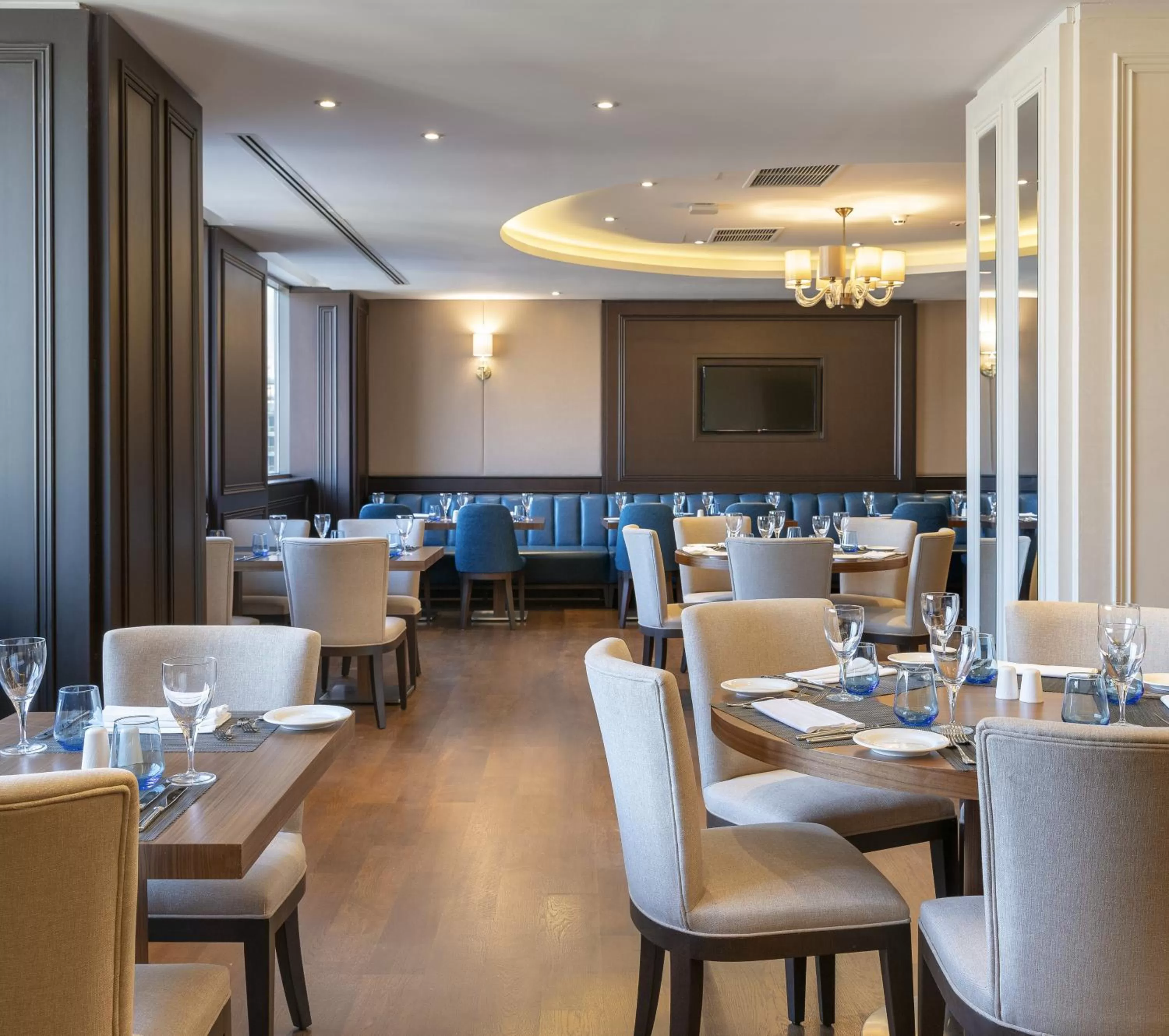 Restaurant/places to eat in Barceló Istanbul