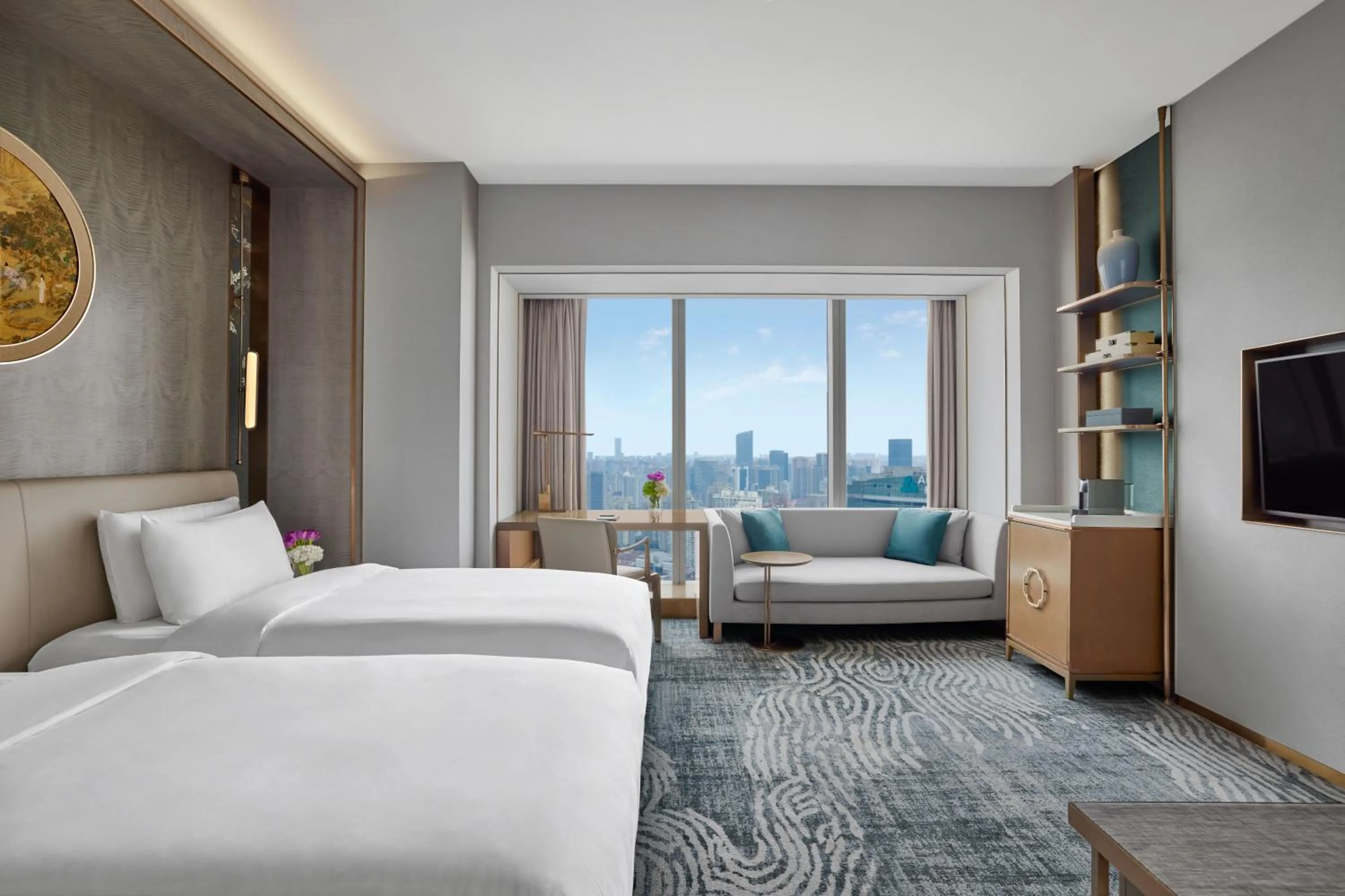 Photo of the whole room, Bed in Conrad Shanghai