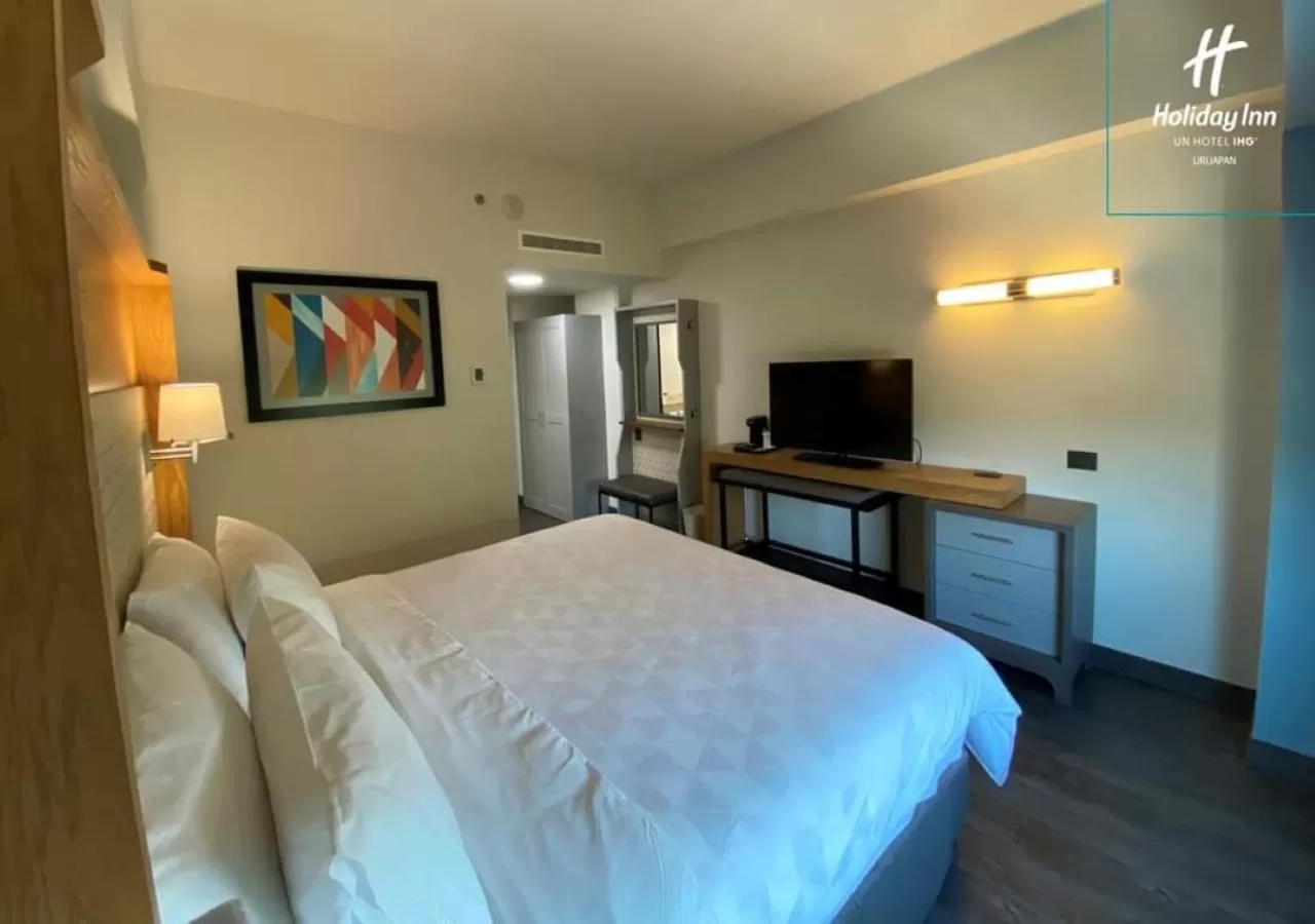 Bed in Holiday Inn Uruapan by IHG