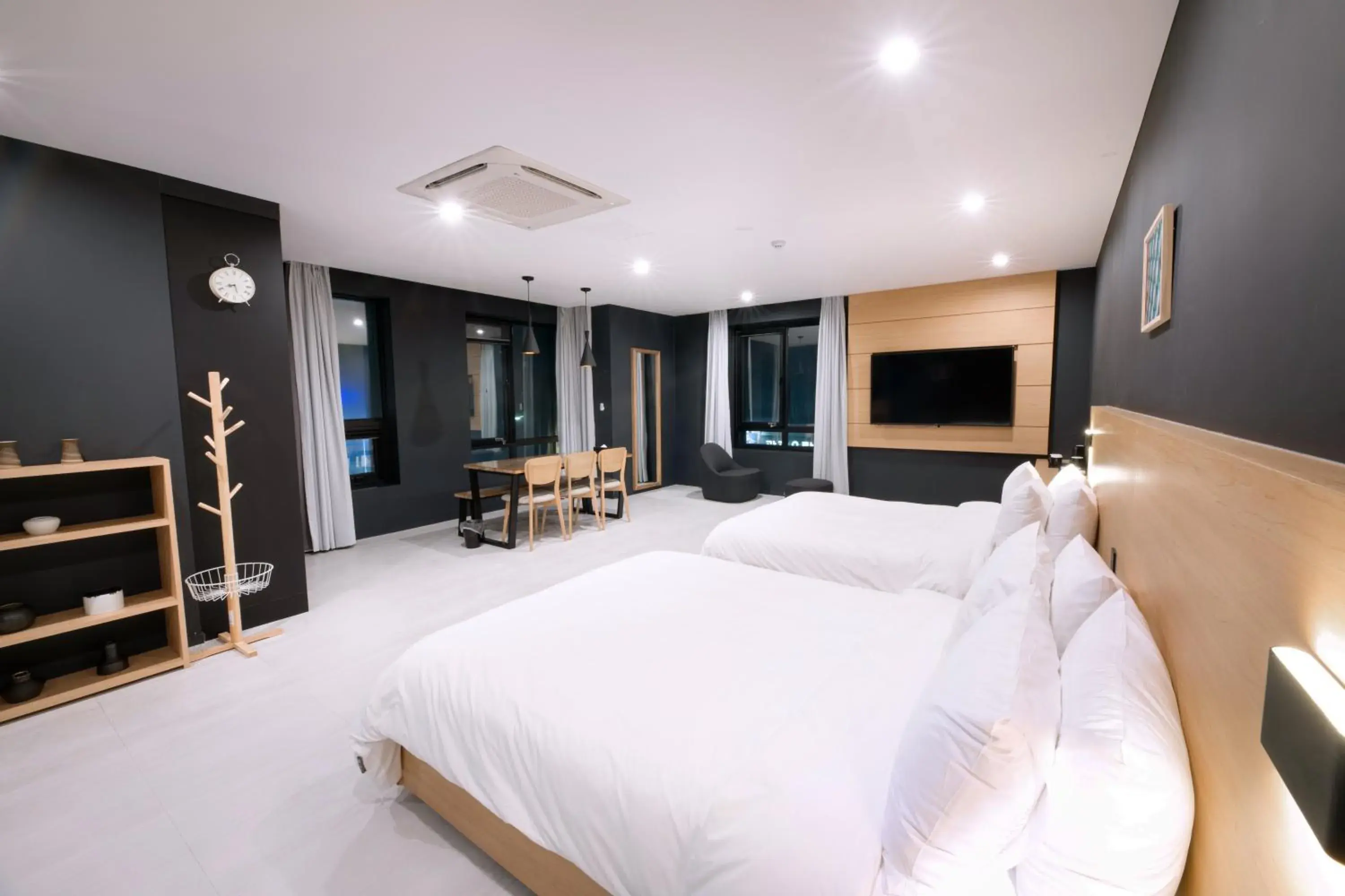 Family Suite in Mipo Oceanside Hotel Family Suite in Mipo Oceanside Hotel