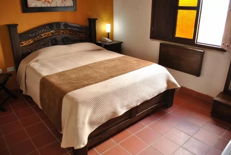 Photo of the whole room, Bed in Hotel Las Rocas Resort Villanueva