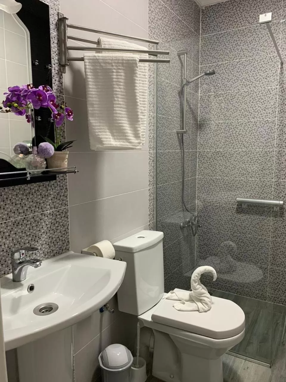 Bathroom in Appart Hotel Monaco