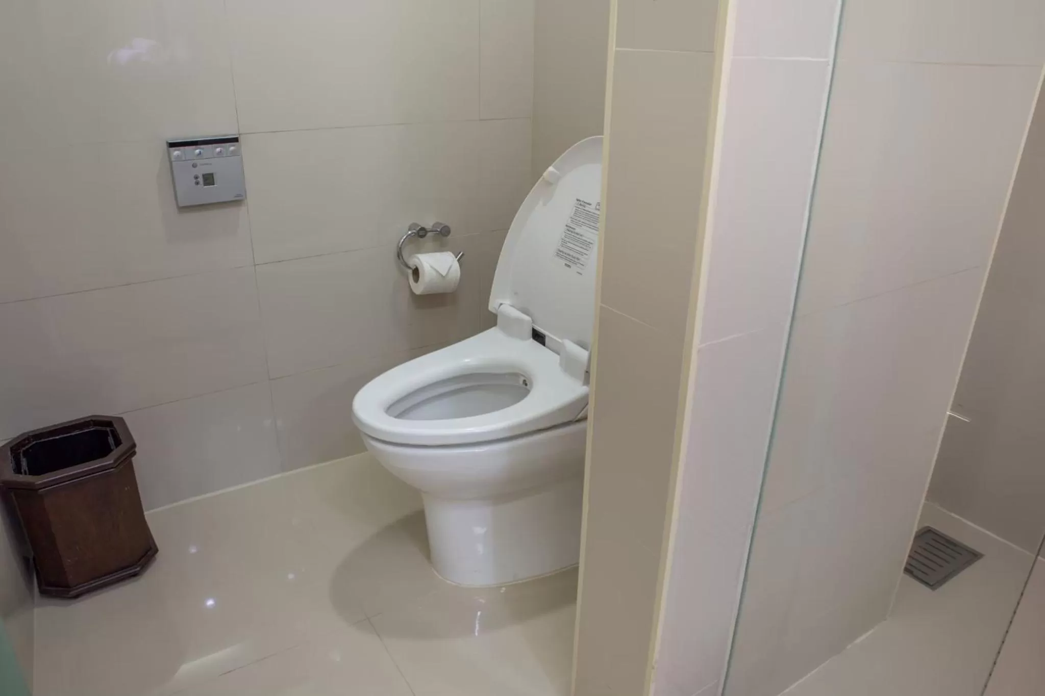 Toilet in Chiangmai Grandview Hotel & Convention Center