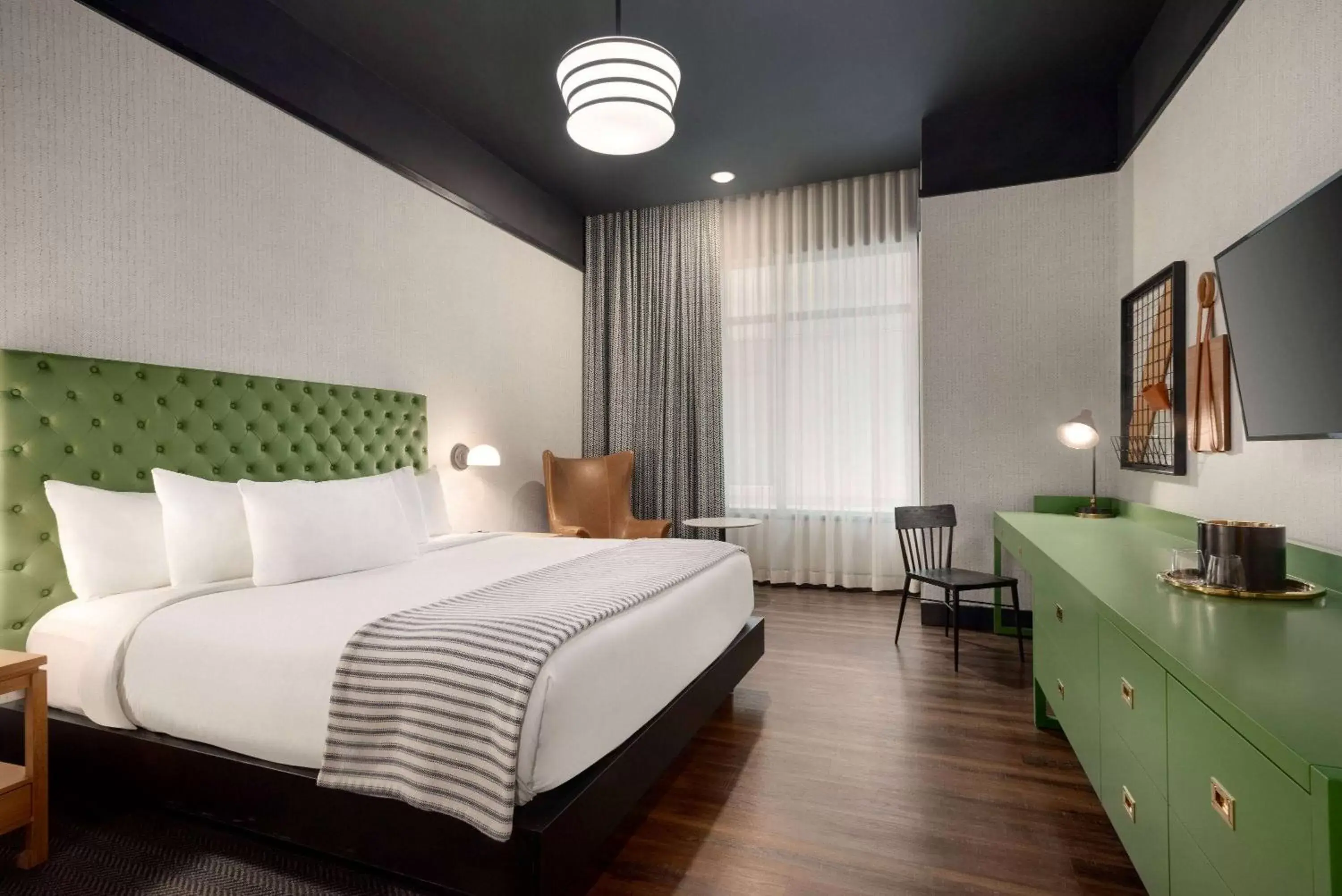 DeluxeKing Rom with Mobility and Hearing Impaired Access, Non-Smoking in Origin Lexington, a Wyndham Hotel DeluxeKing Rom with Mobility and Hearing Impaired Access, Non-Smoking in Origin Lexington, a Wyndham Hotel