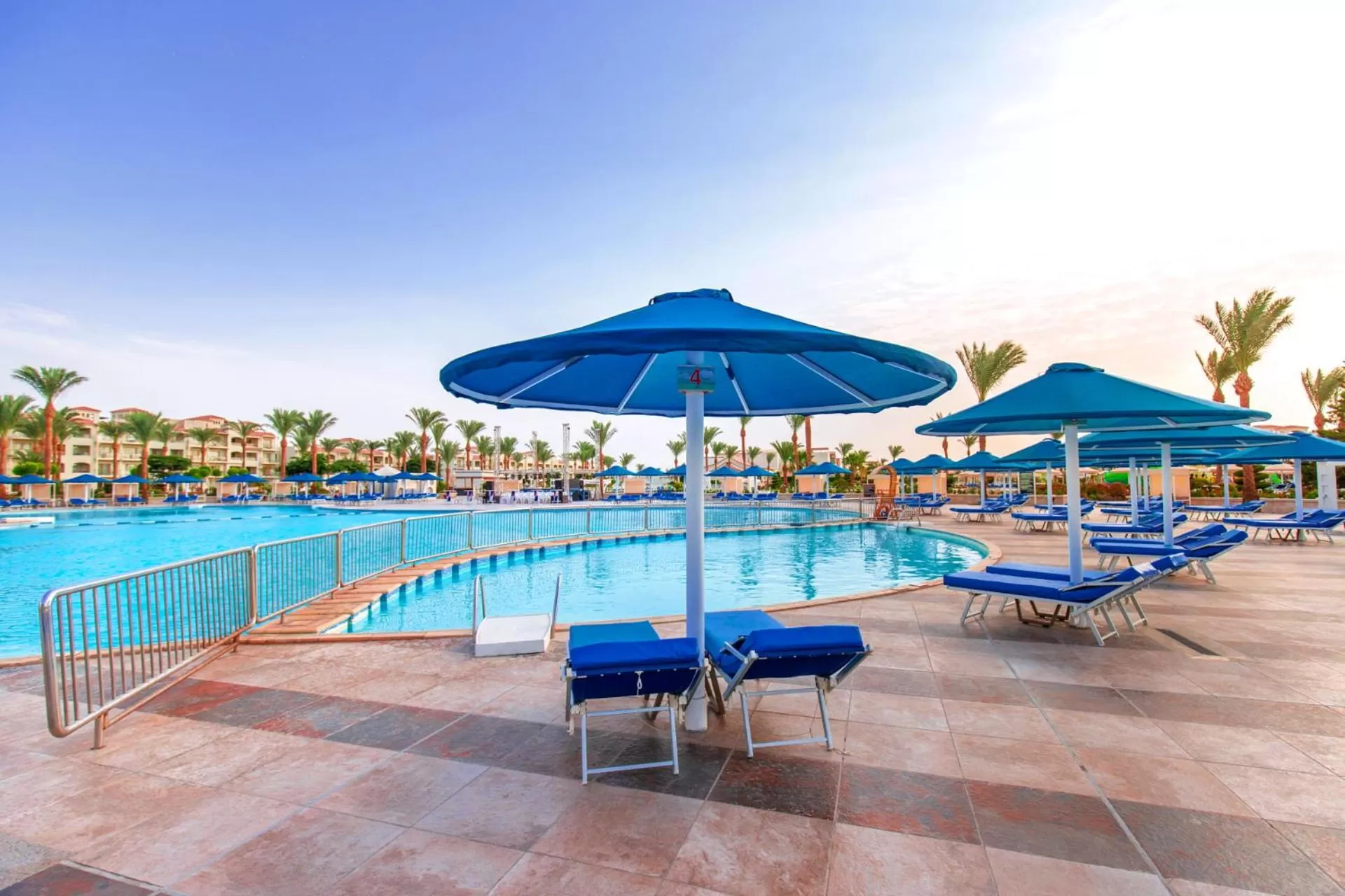 Swimming pool in Pickalbatros Dana Beach Resort - Aqua Park