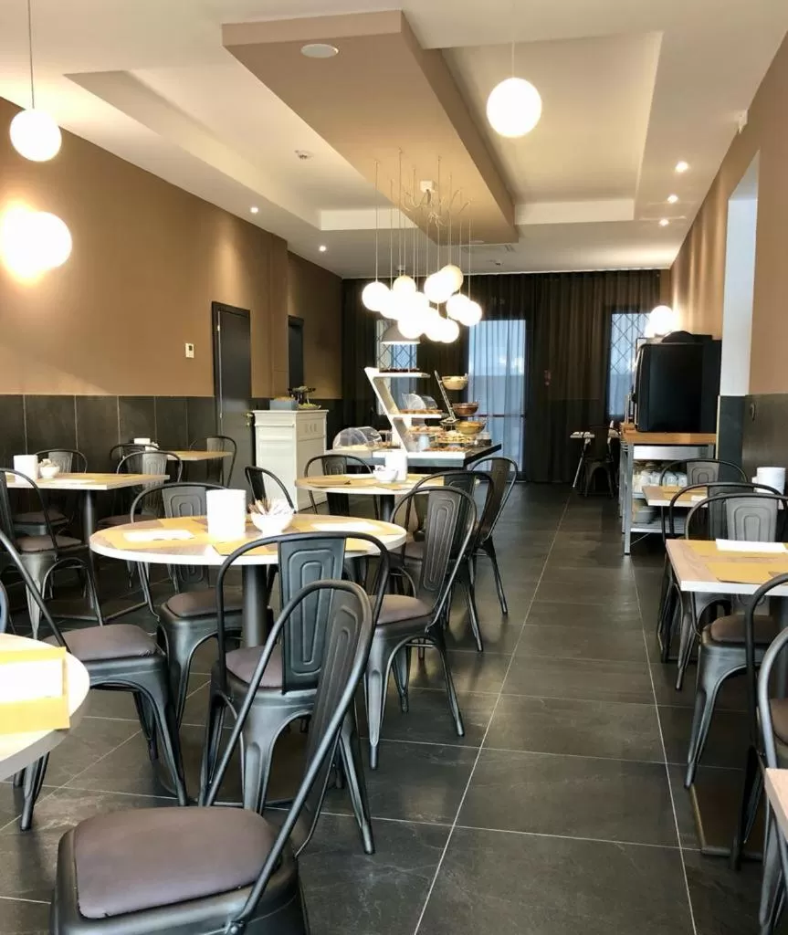 Breakfast in Hotel Ariston