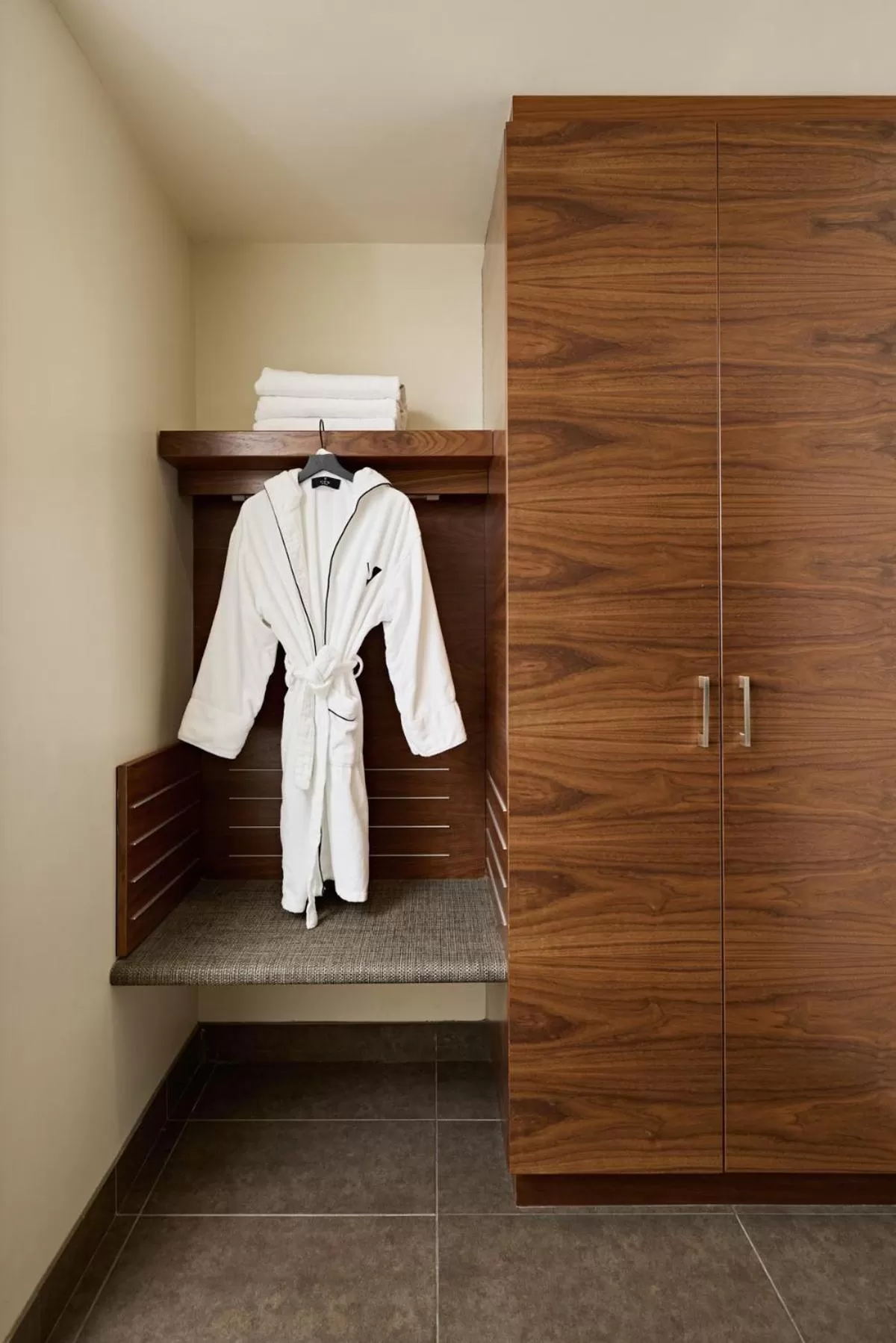 Decorative detail in View Melbourne