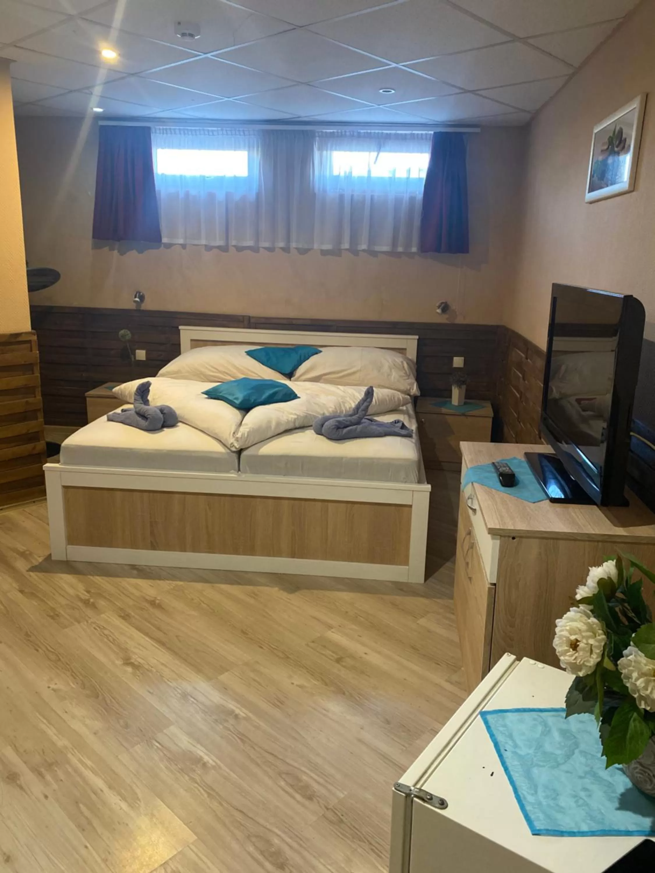 Bed in Abszolút Hotel és Panzió