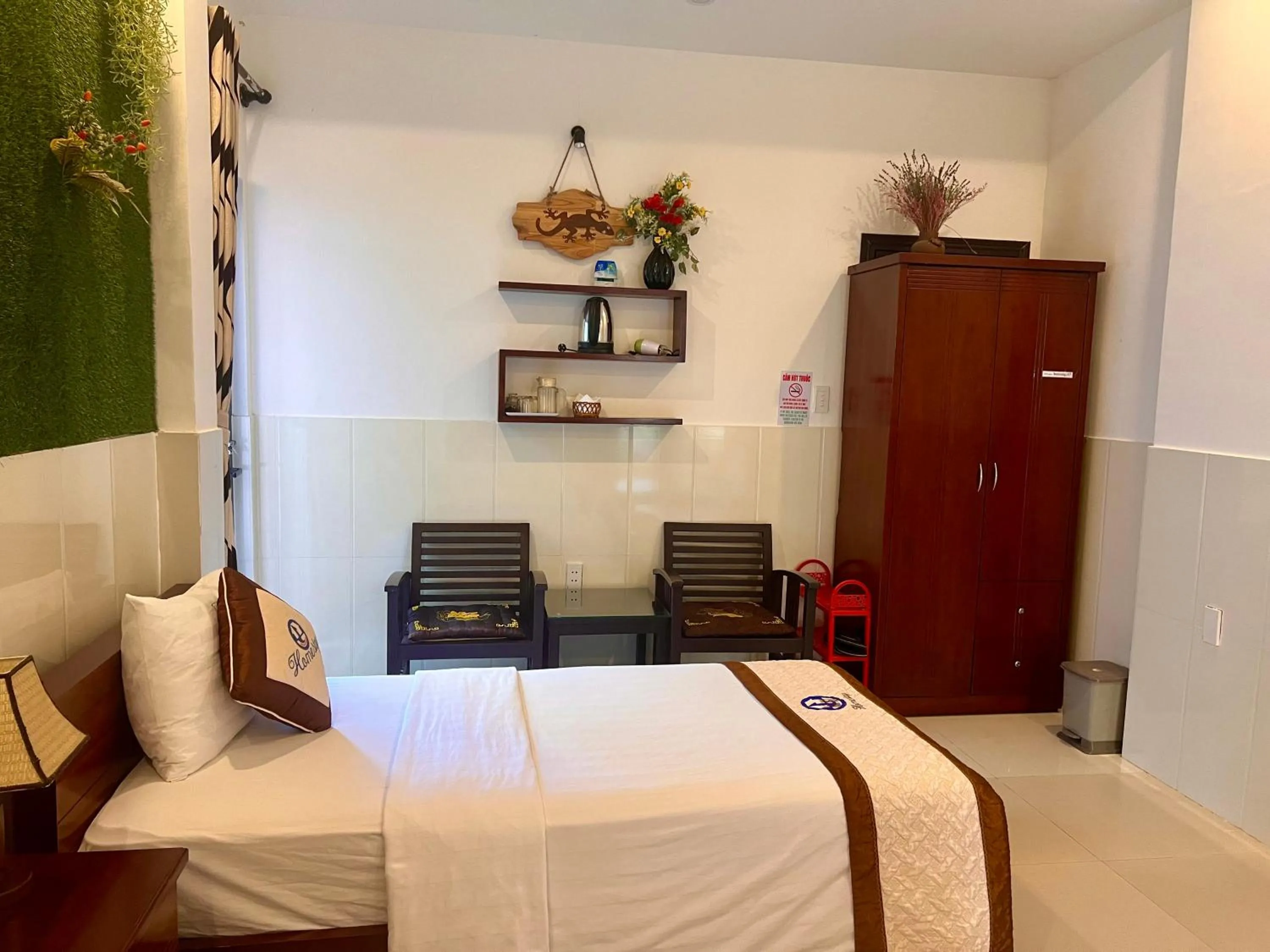 Seating area, Bed in Hoi An Ngo Homestay