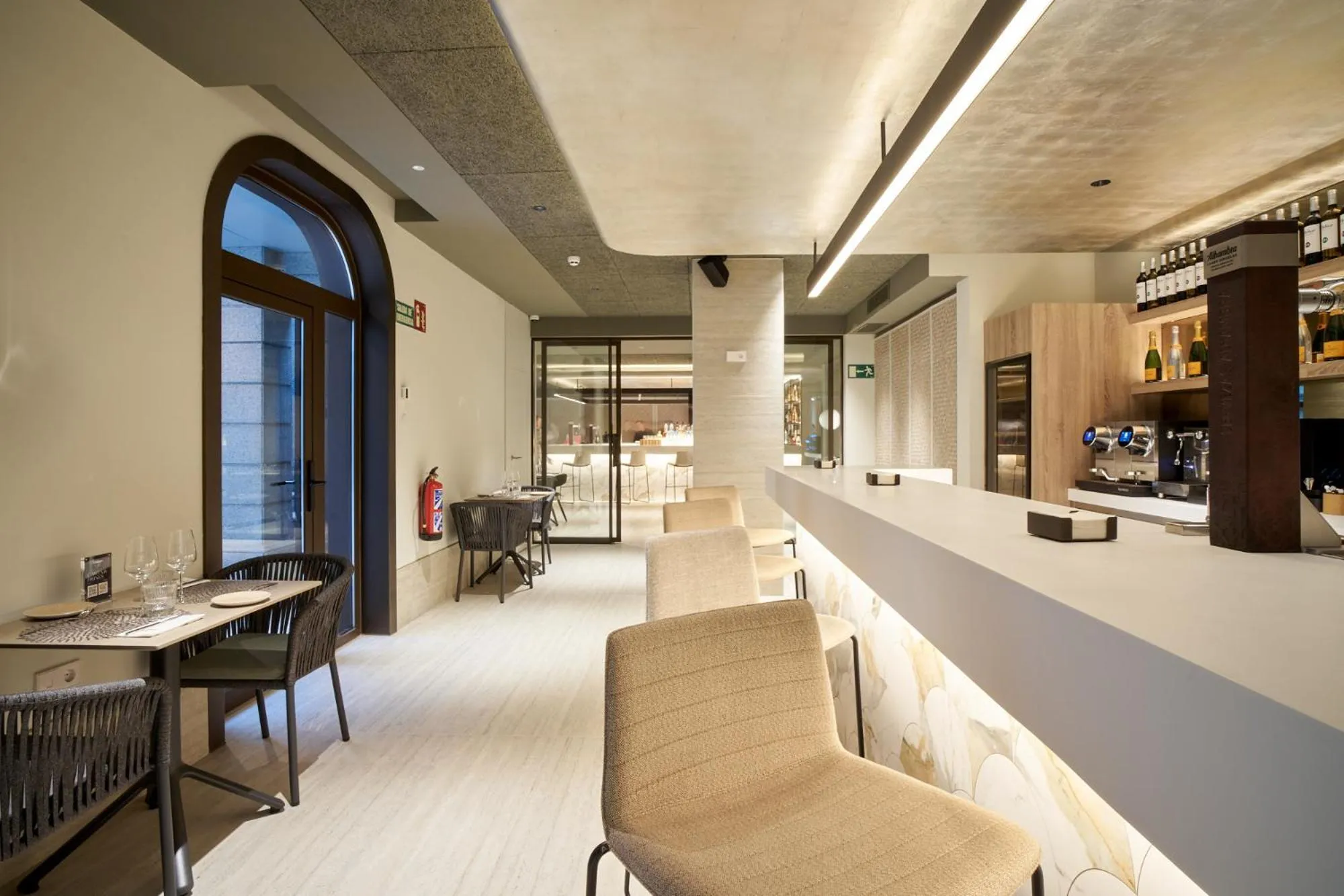 Restaurant/places to eat in VP Madroño