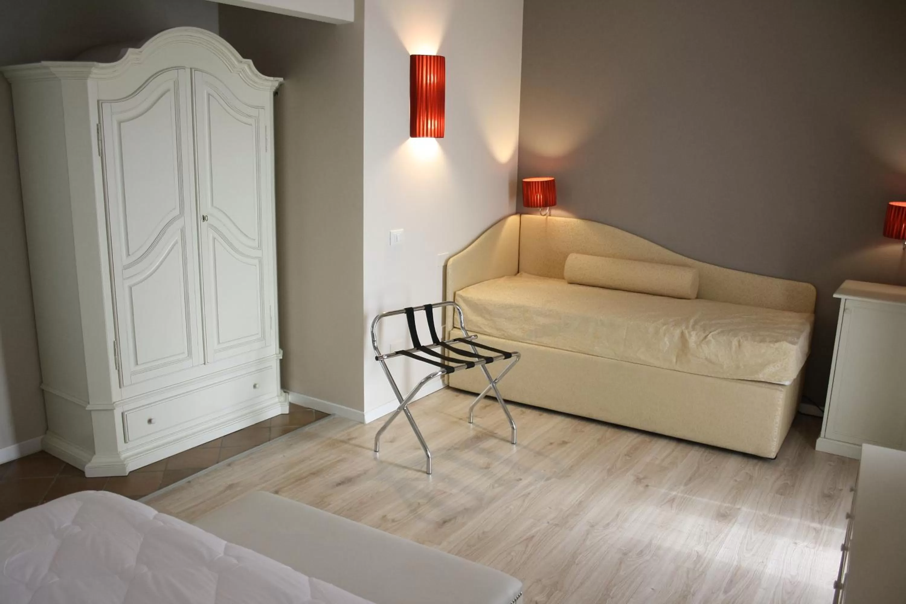 Seating area, Bed in Cascina Volta