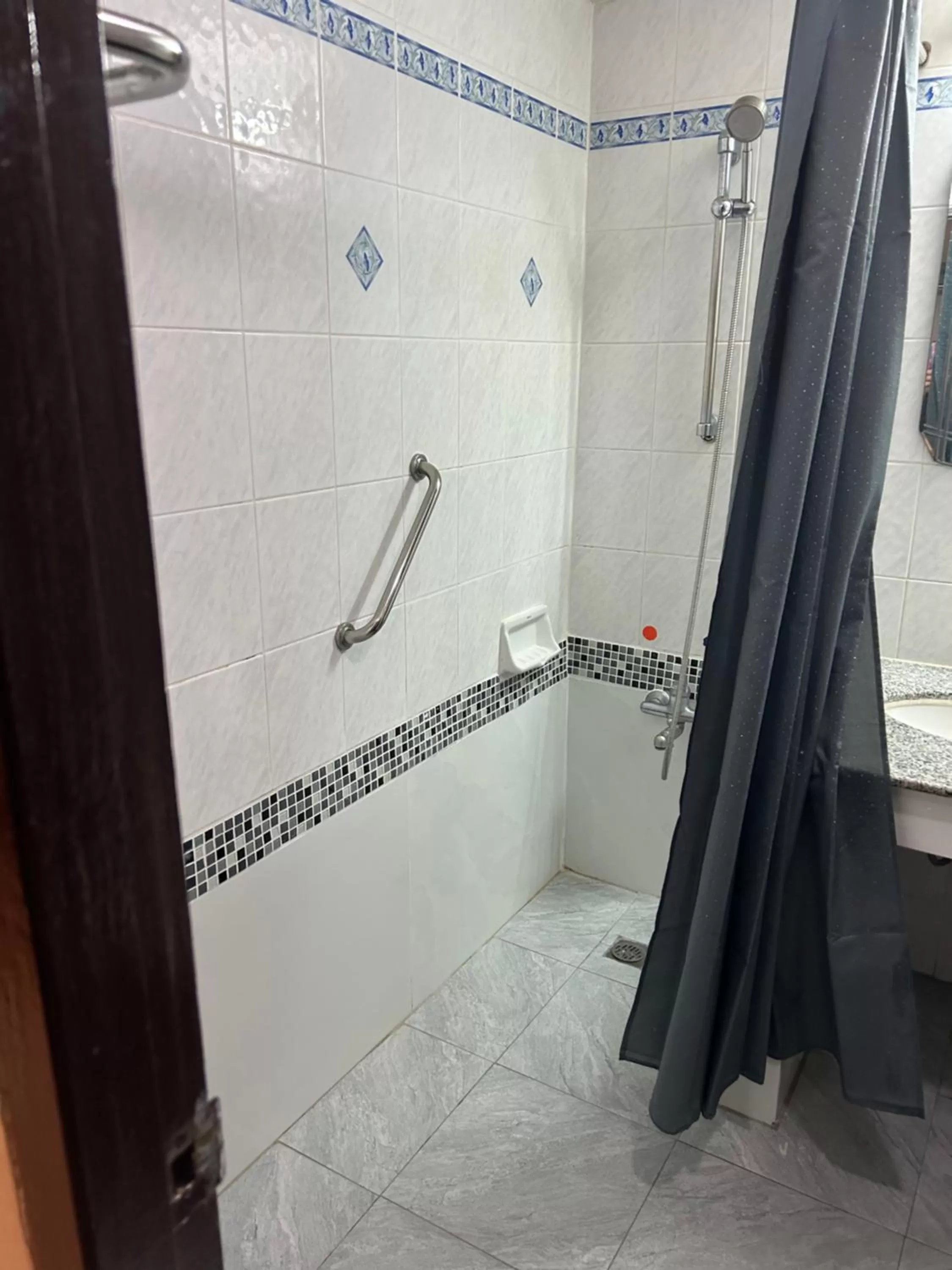 Bathroom in Malaysia Hotel Bangkok