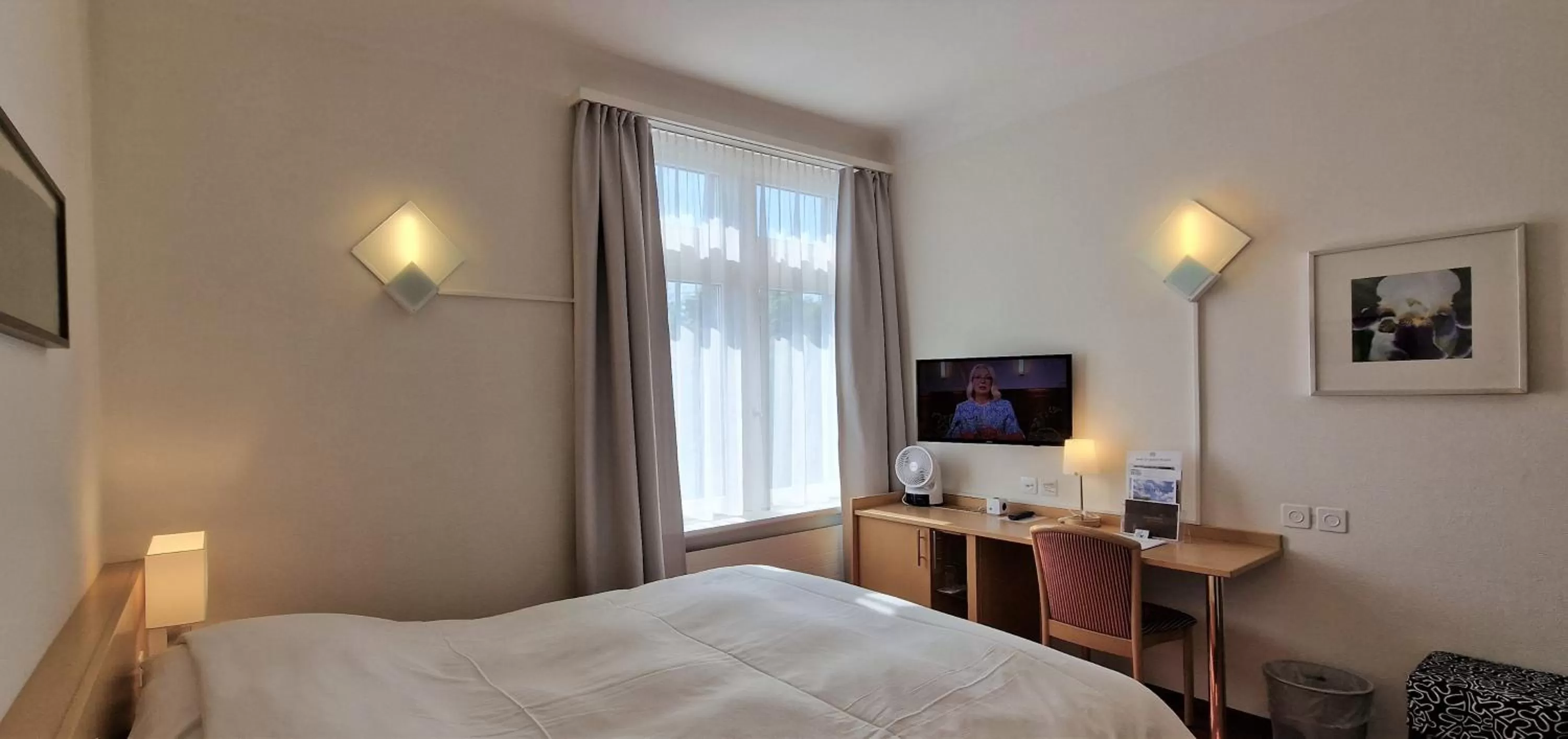 Bed in Hotel Promenade