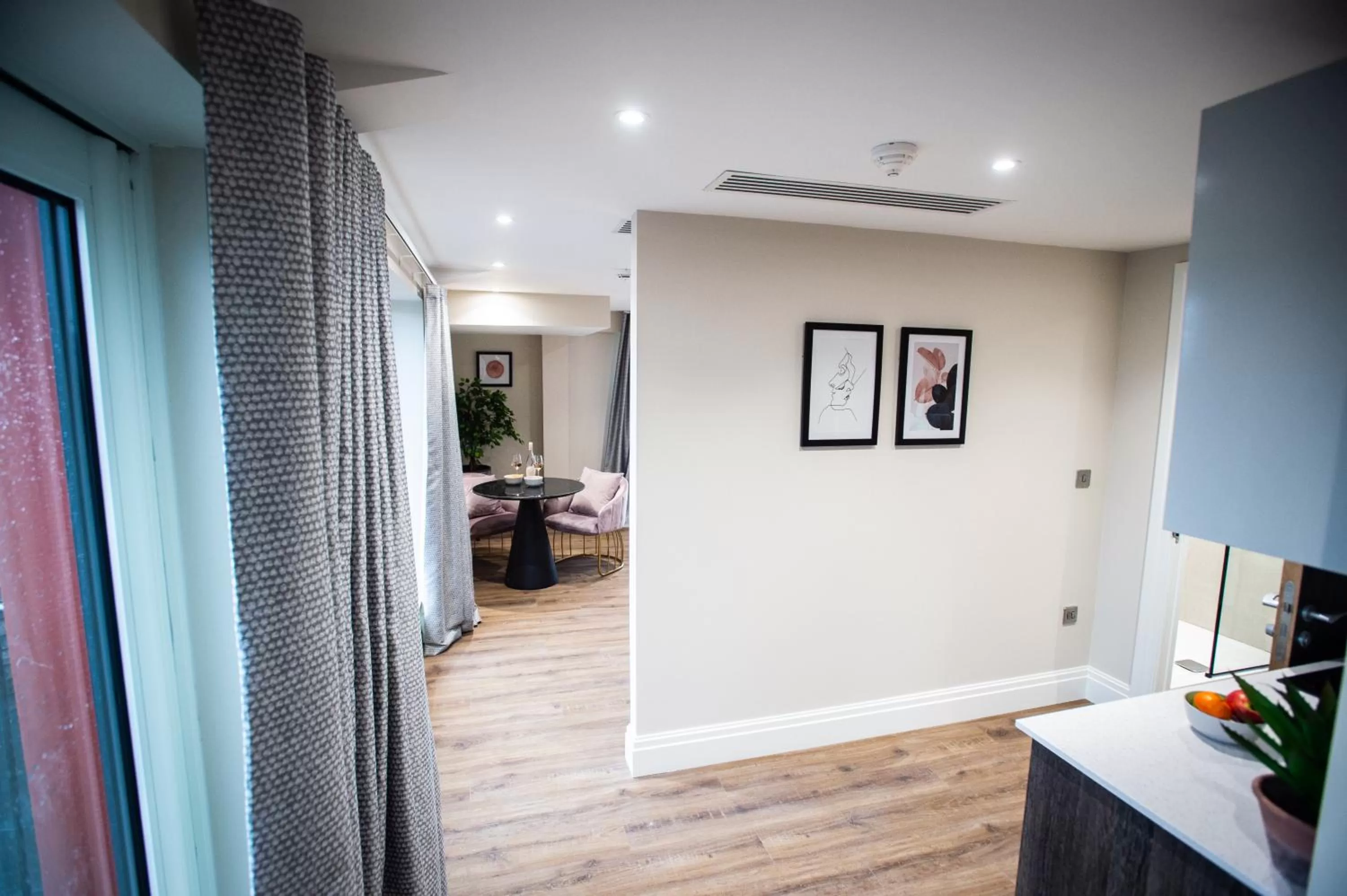 Photo of the whole room, Bed in The Gresham Aparthotel