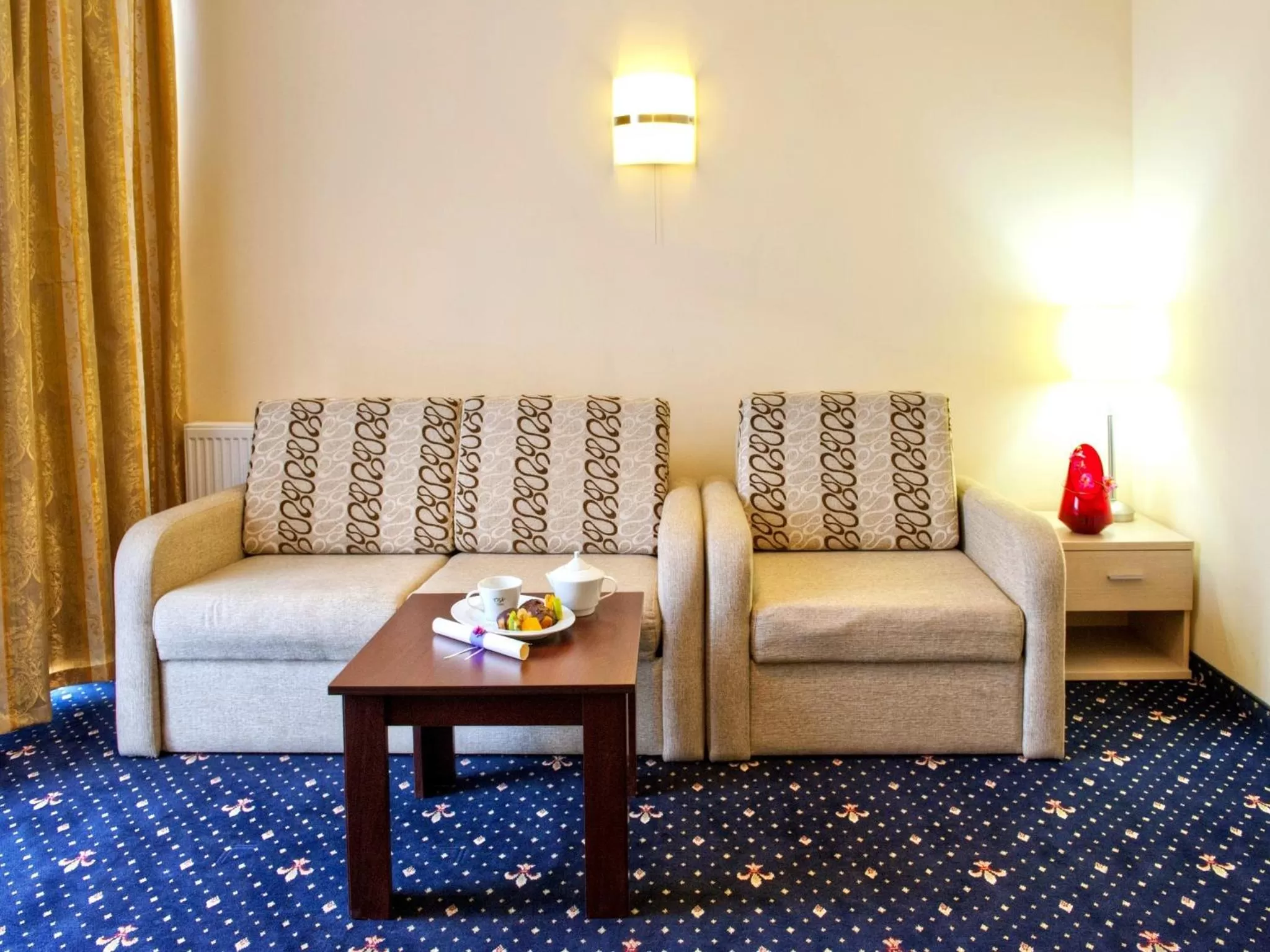 Living room in Manhattan Hotel & Restaurant