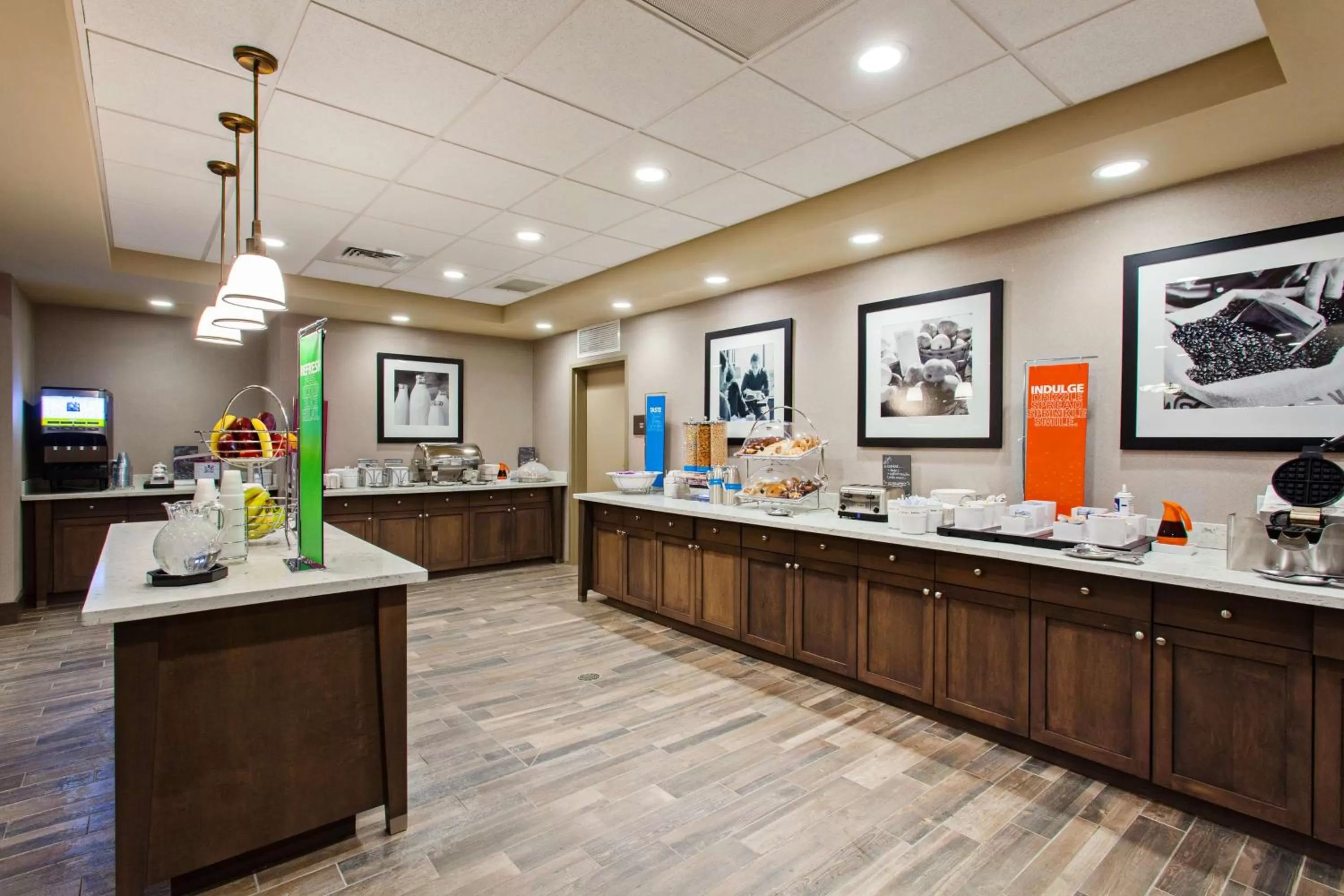 Restaurant/places to eat in Hampton Inn & Suites Leavenworth
