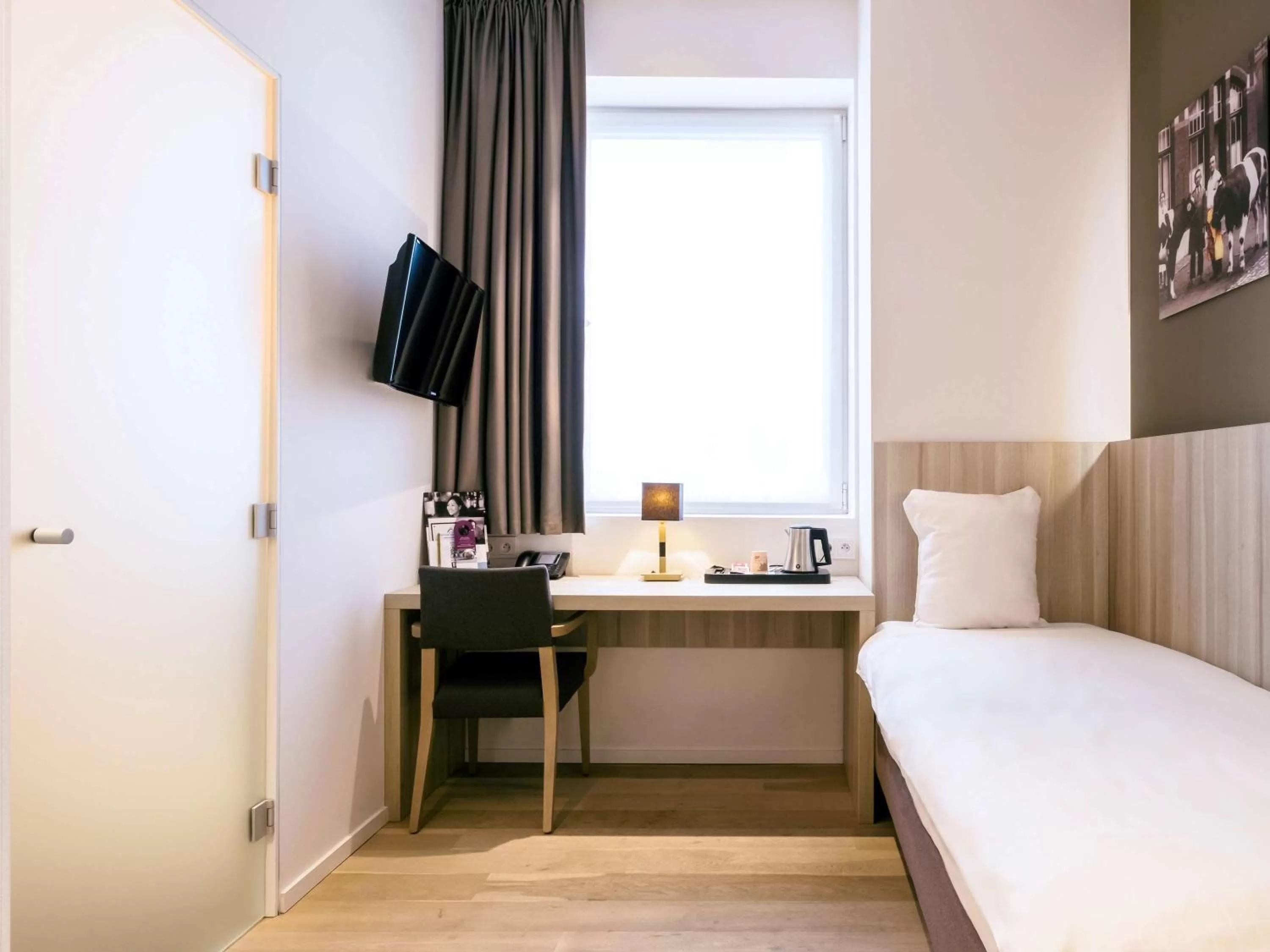 Photo of the whole room, Bed in C-Hotels Westwing