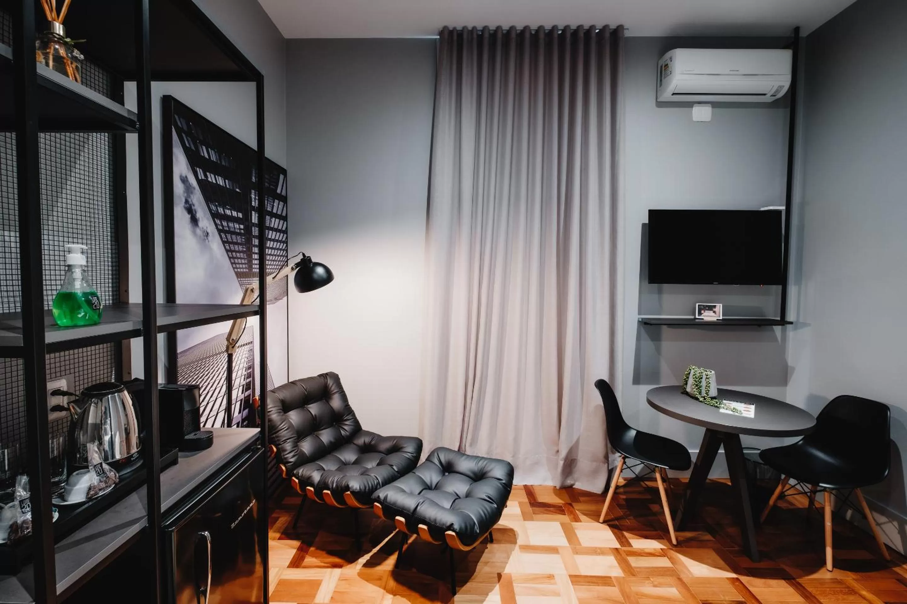 TV and multimedia in LOTE20 Hotel Boutique