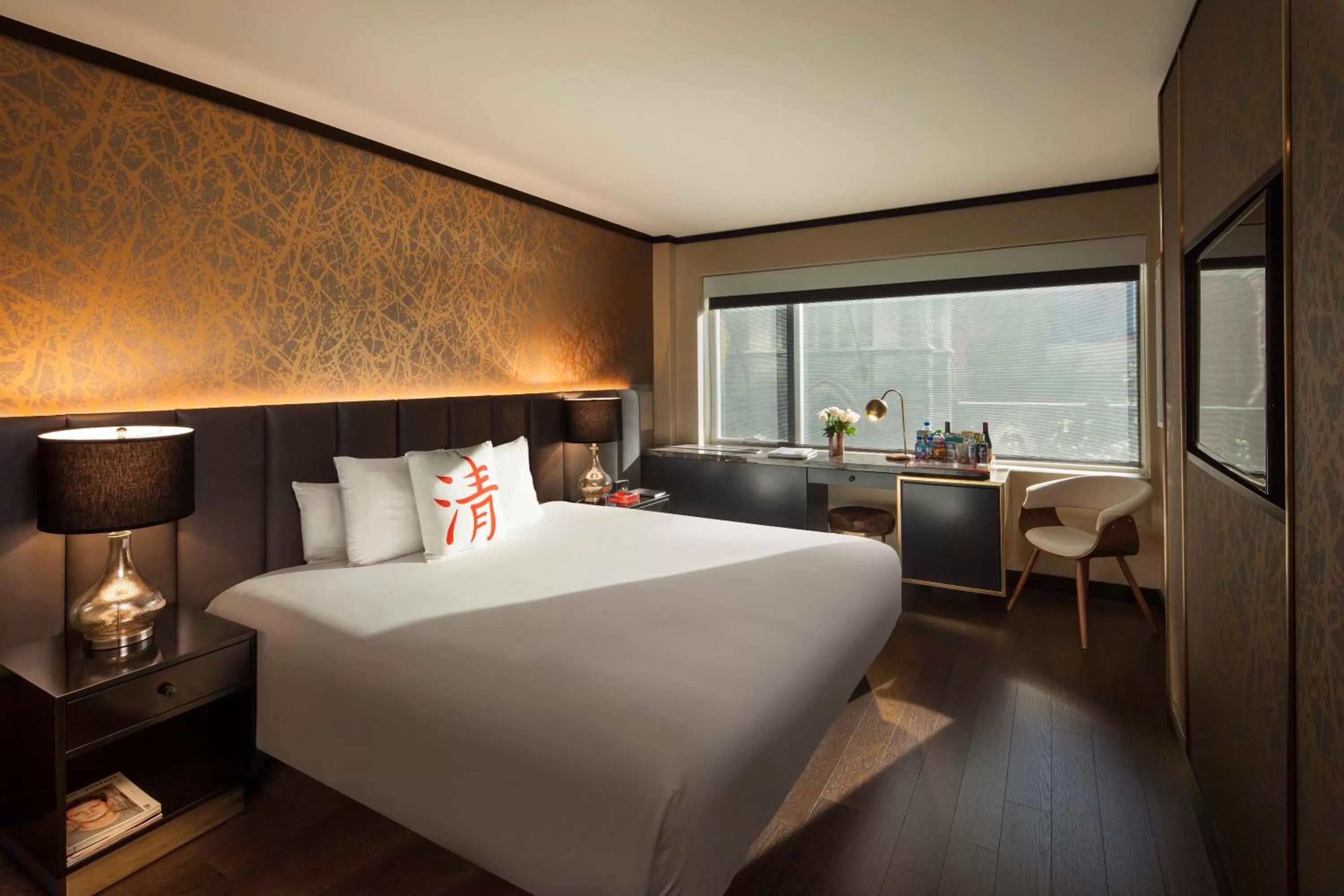 Bed in Cachet Boutique Hotel NYC