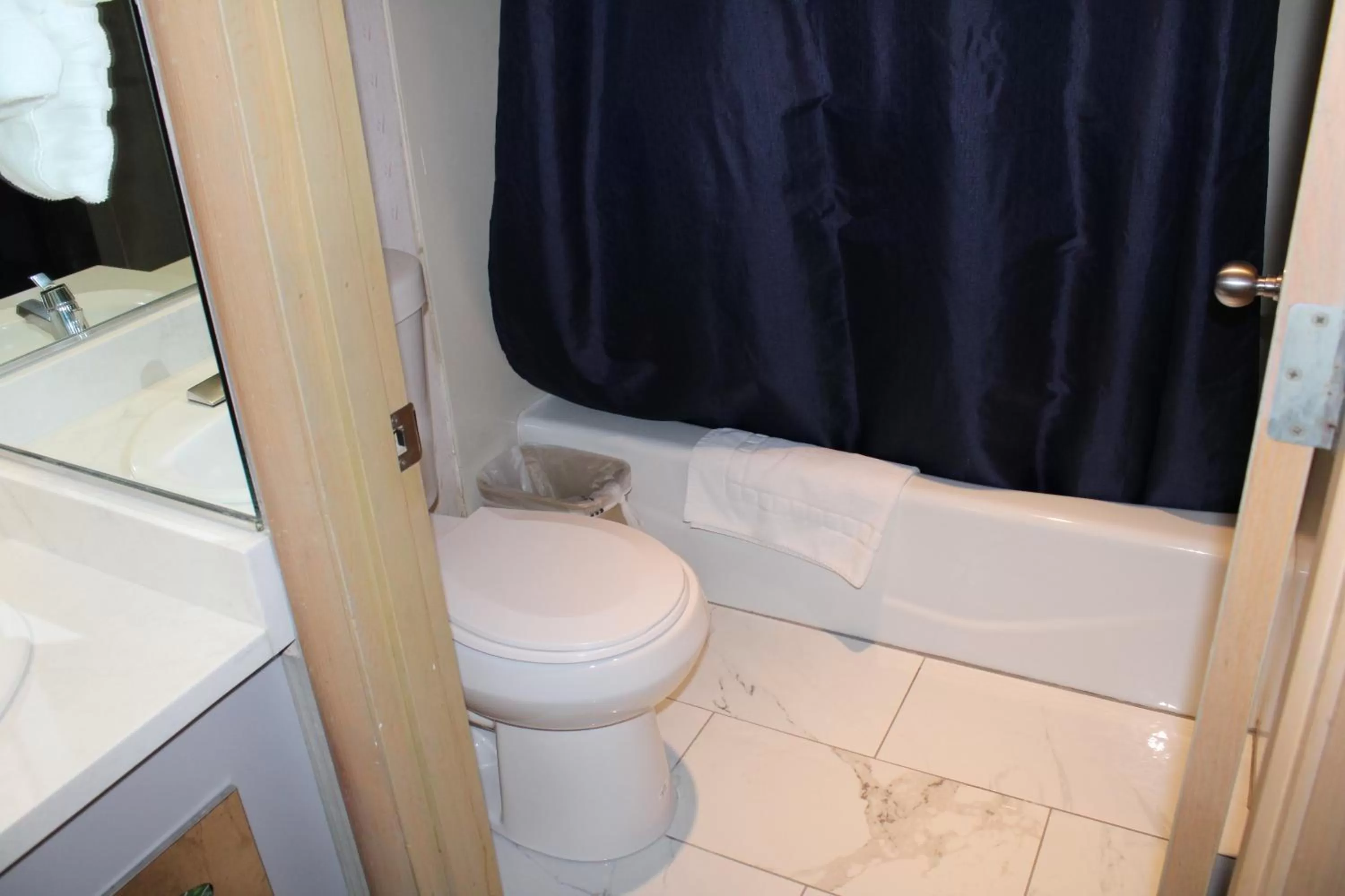 Americas Best Value Inn Phoenix Medford